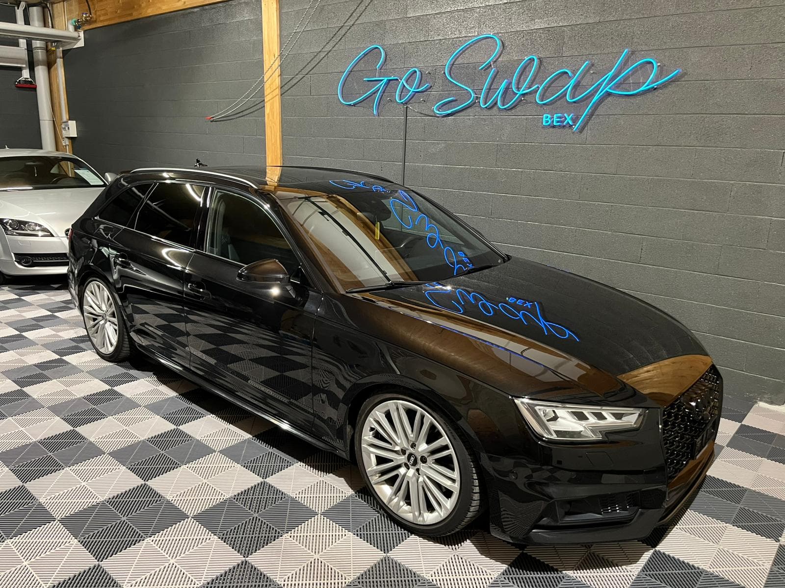 Audi S4 / RS4