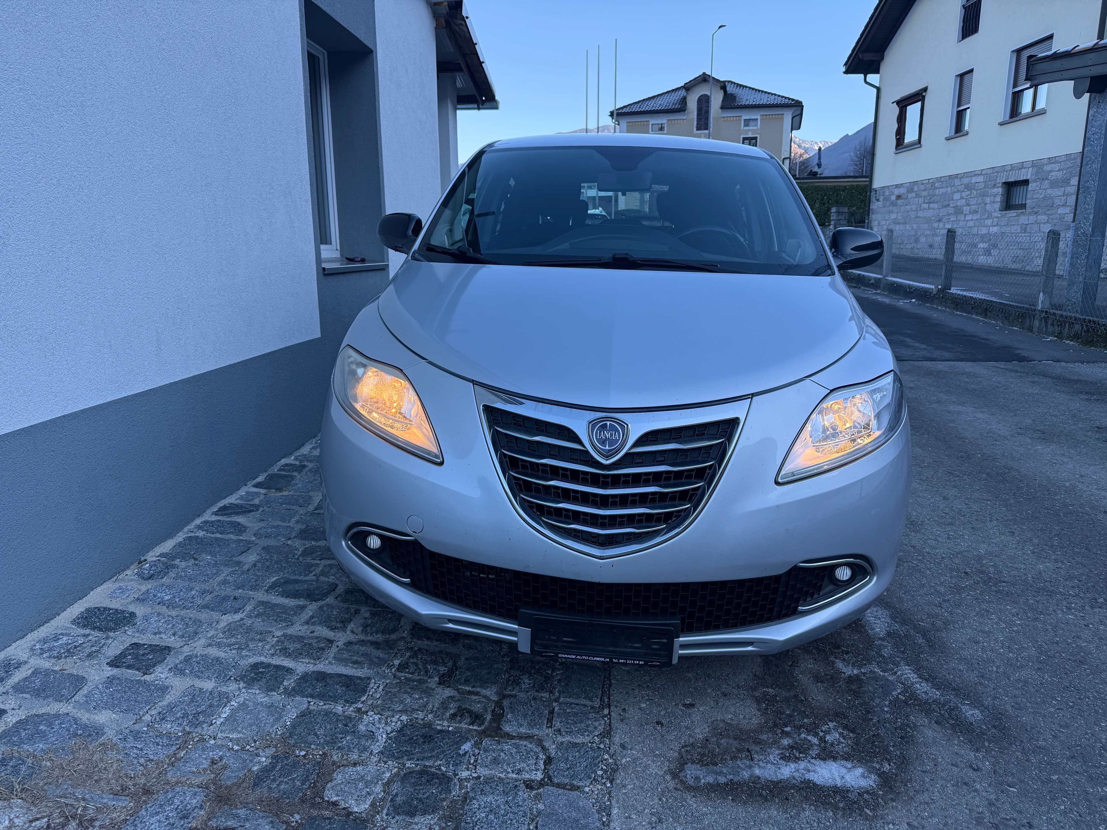 Lancia Ypsilon