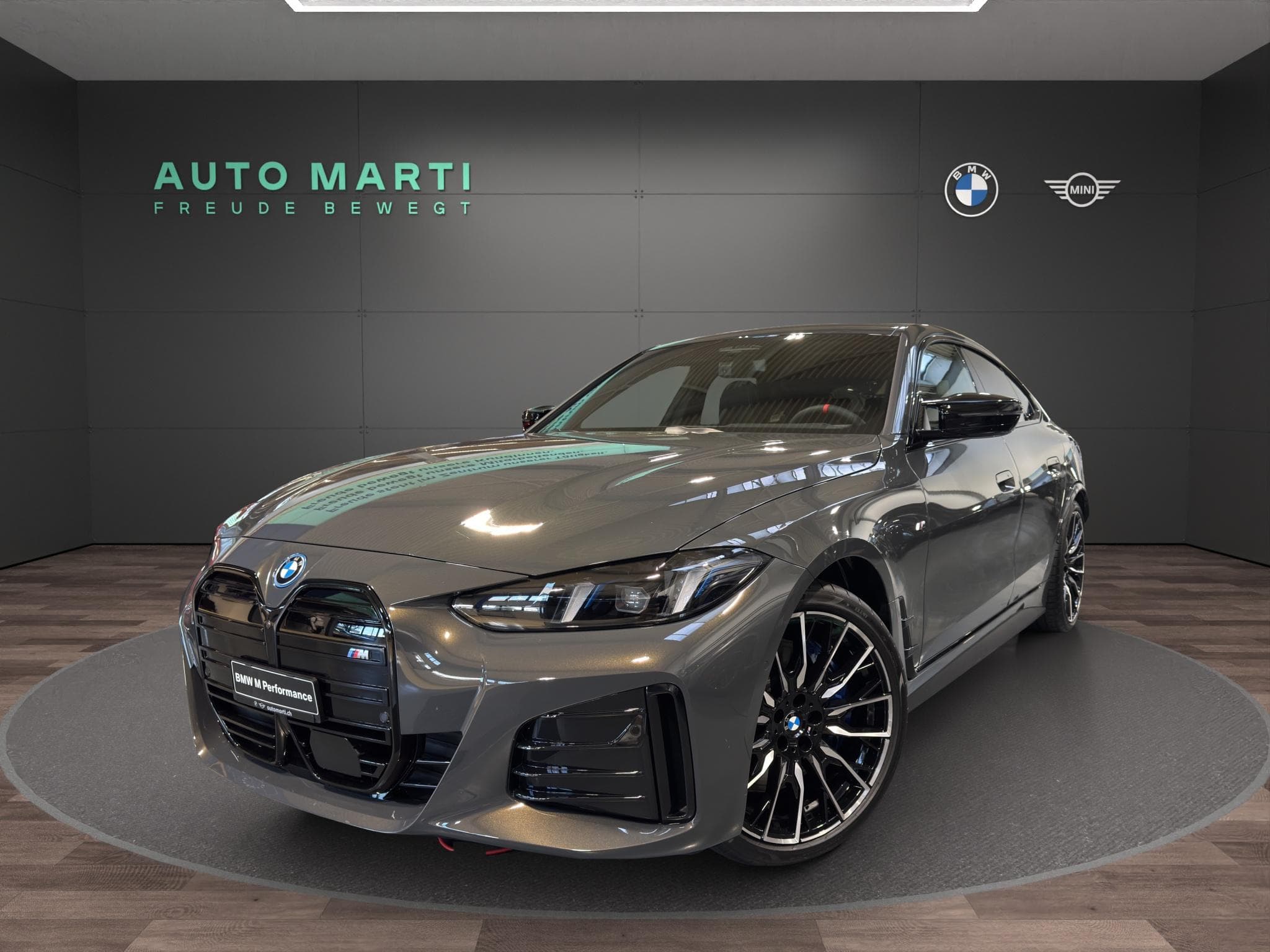BMW i4