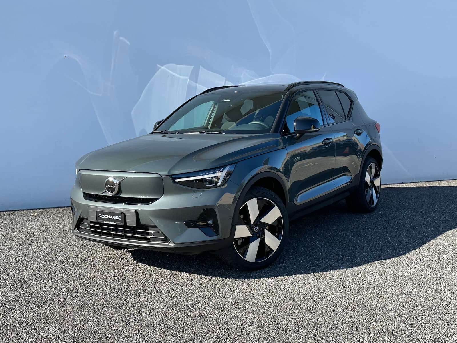 Volvo EX40