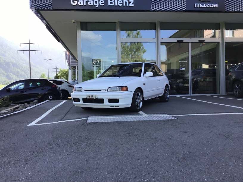 Mazda 3 323 GT-X Turbo 4x4