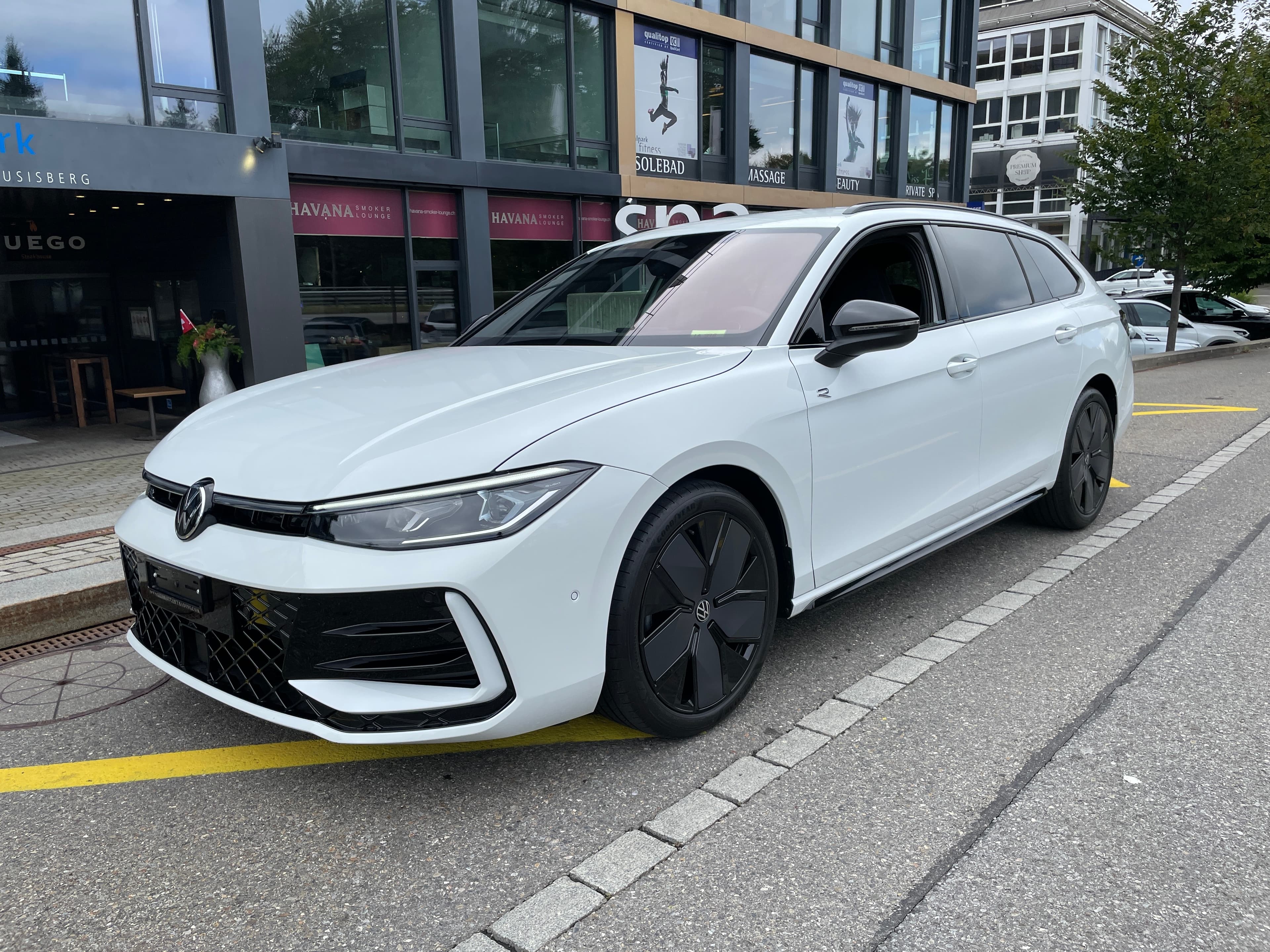 VW Passat