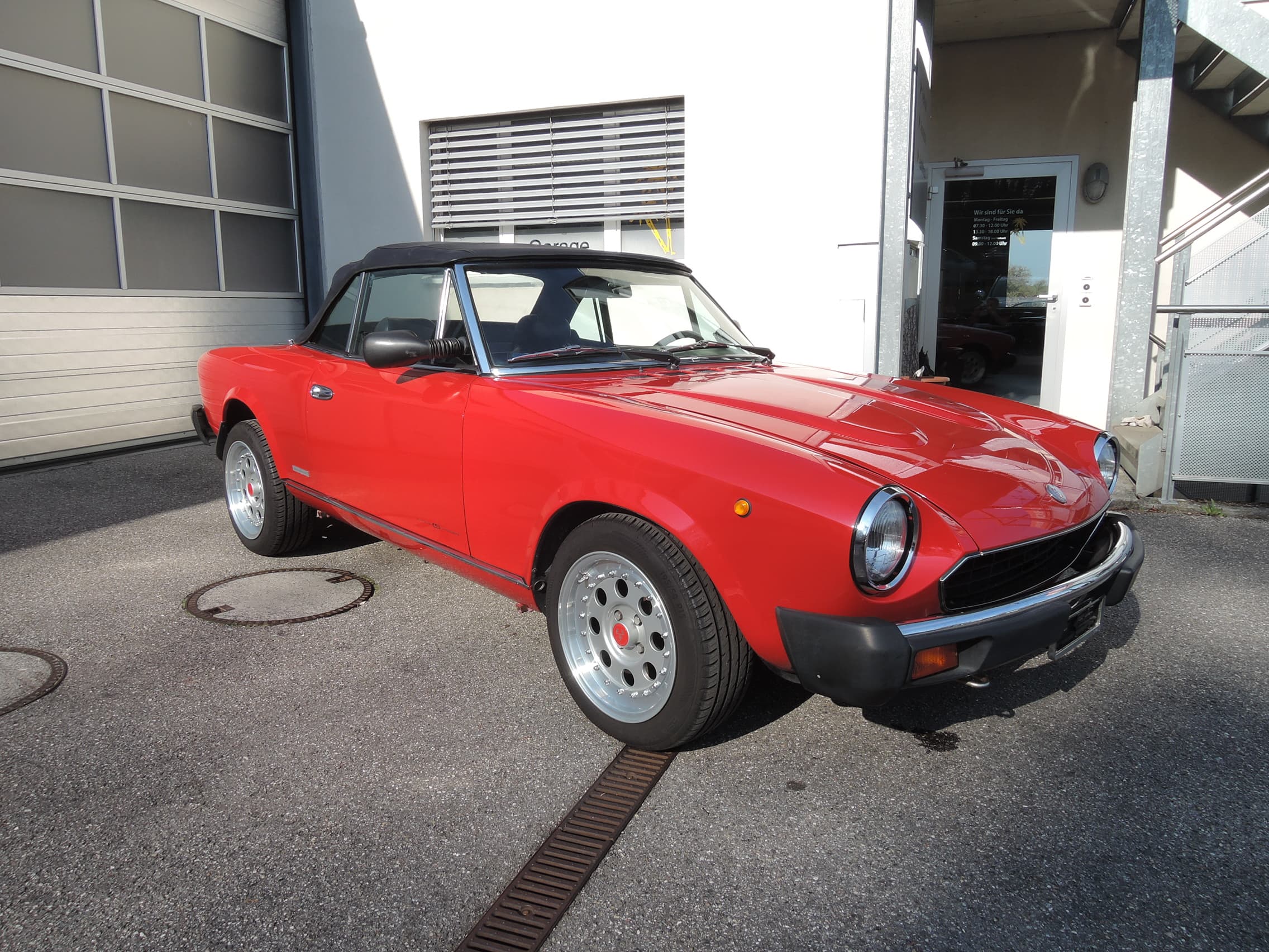 Fiat 124 Spider
