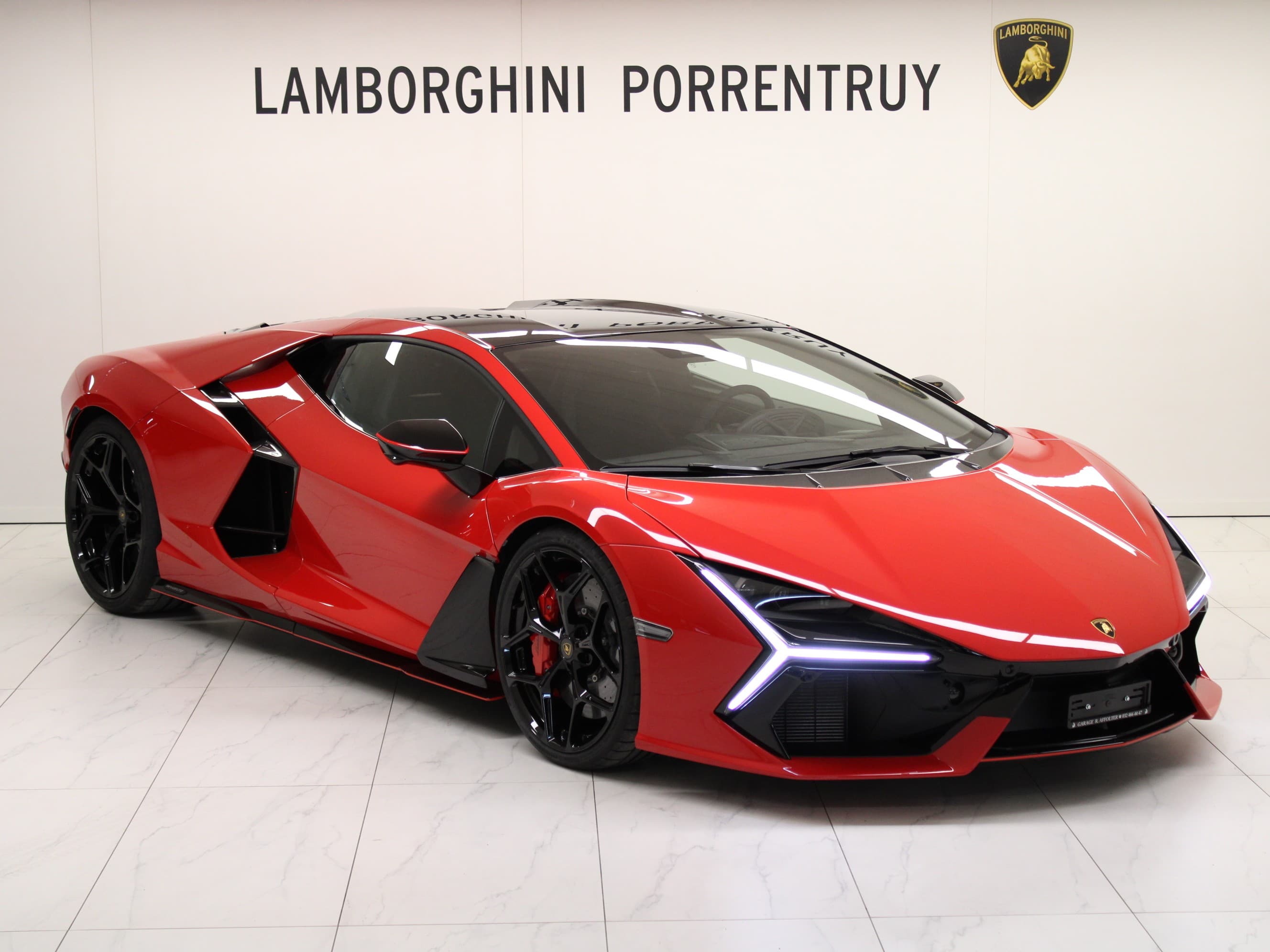 Lamborghini Revuelto