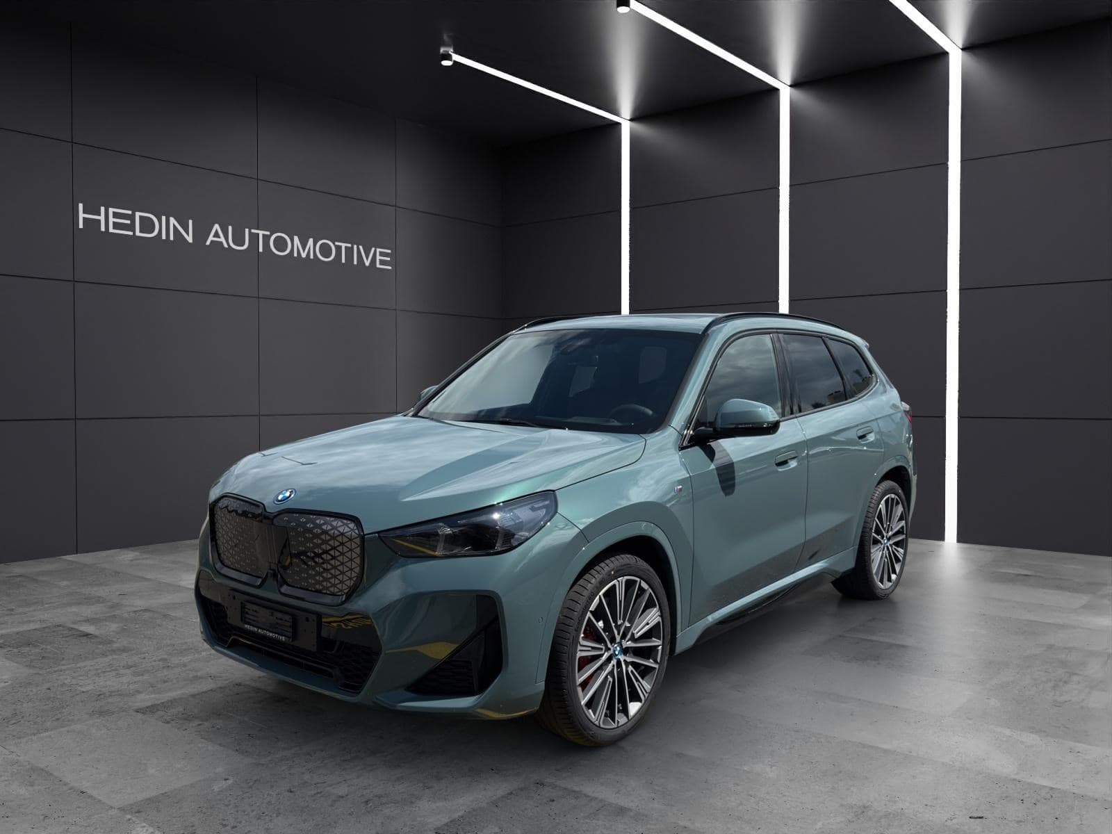 BMW iX1