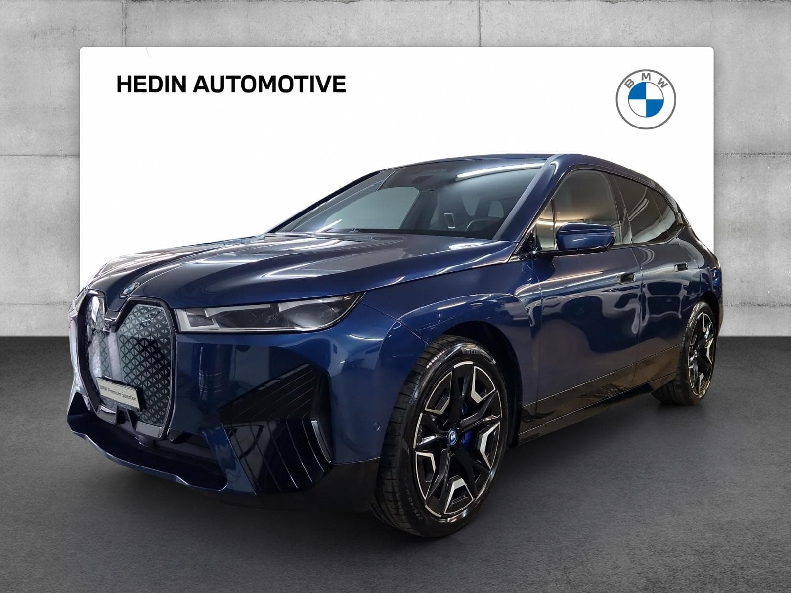 BMW iX