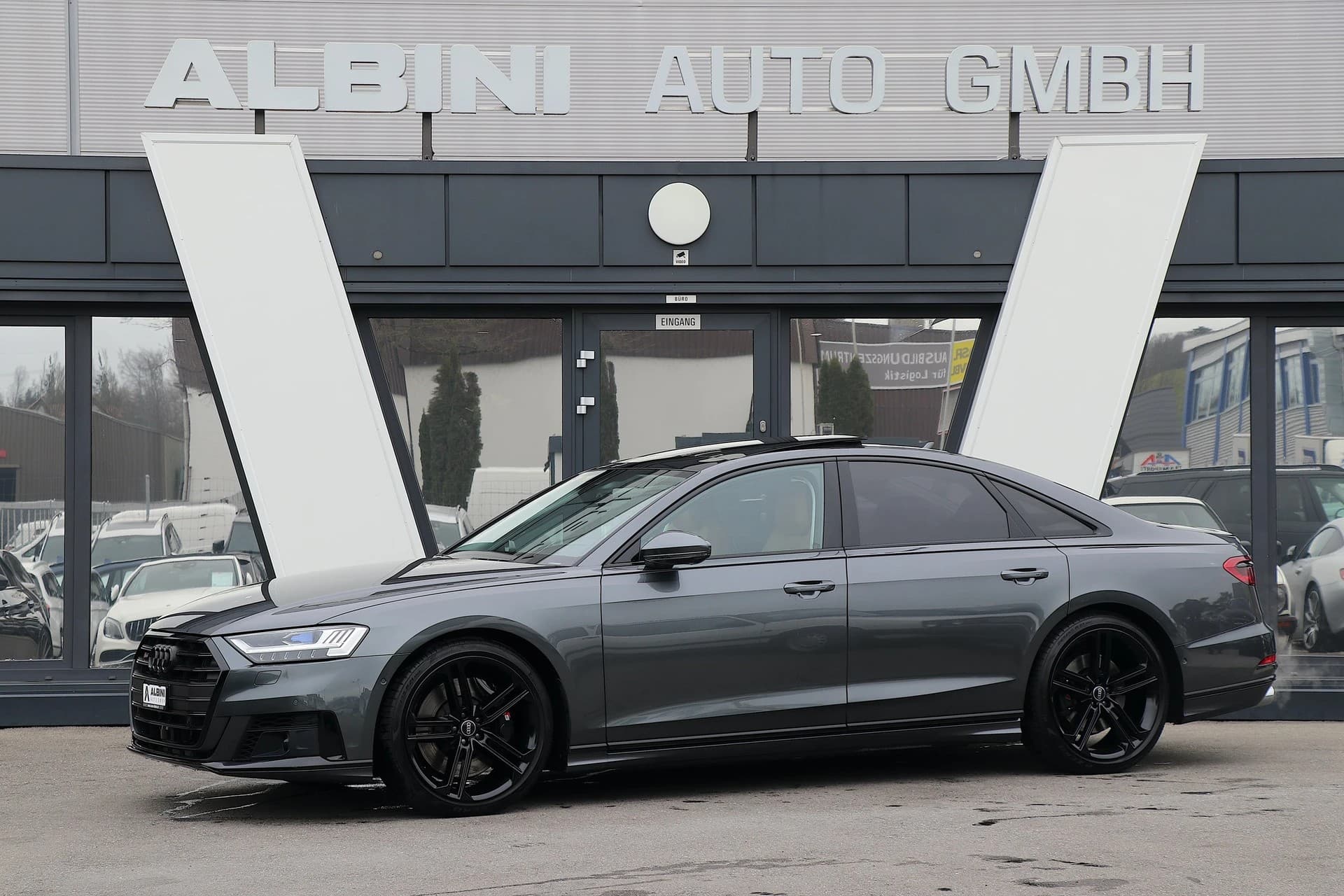 Audi S8