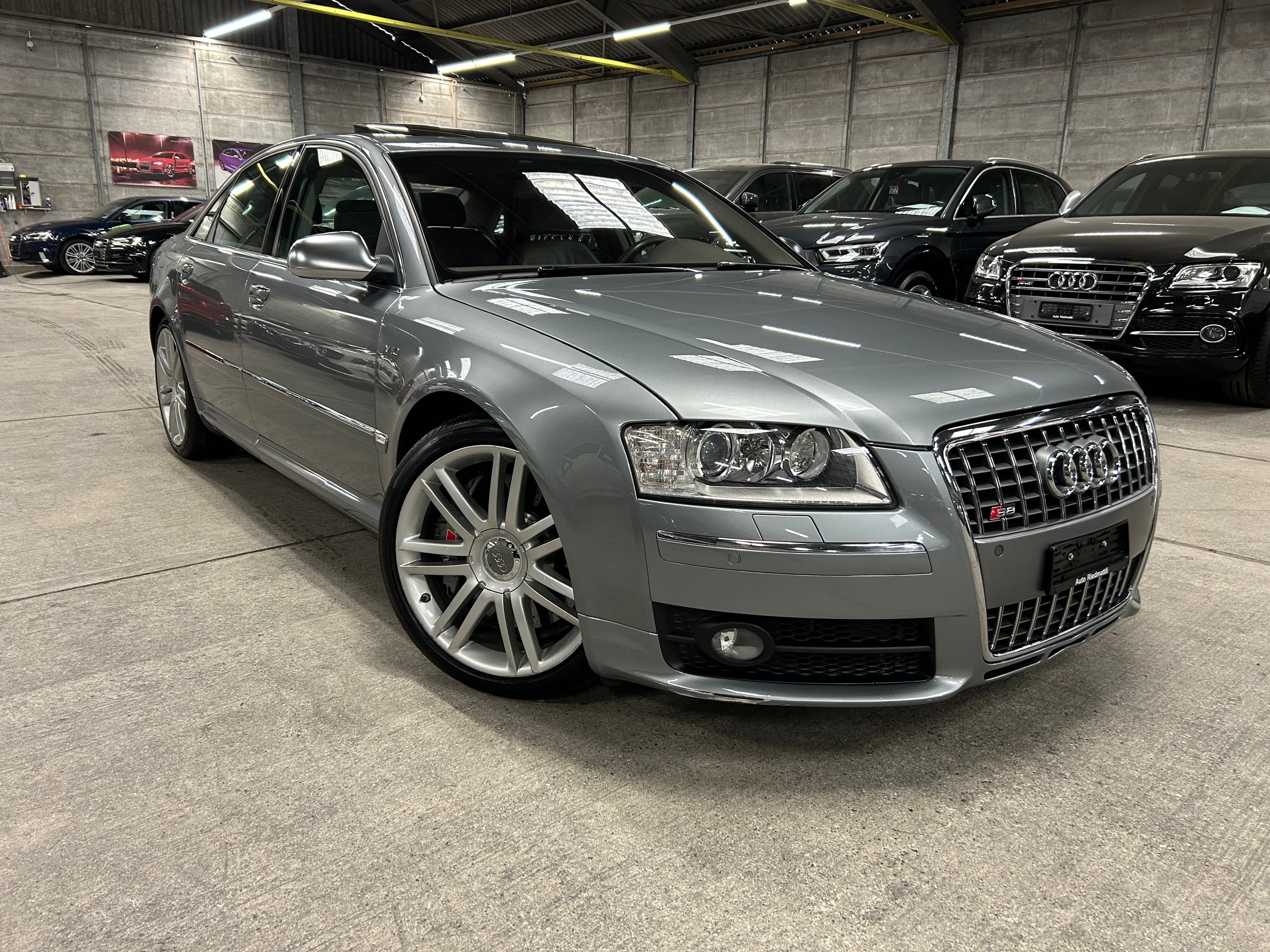 Audi S8