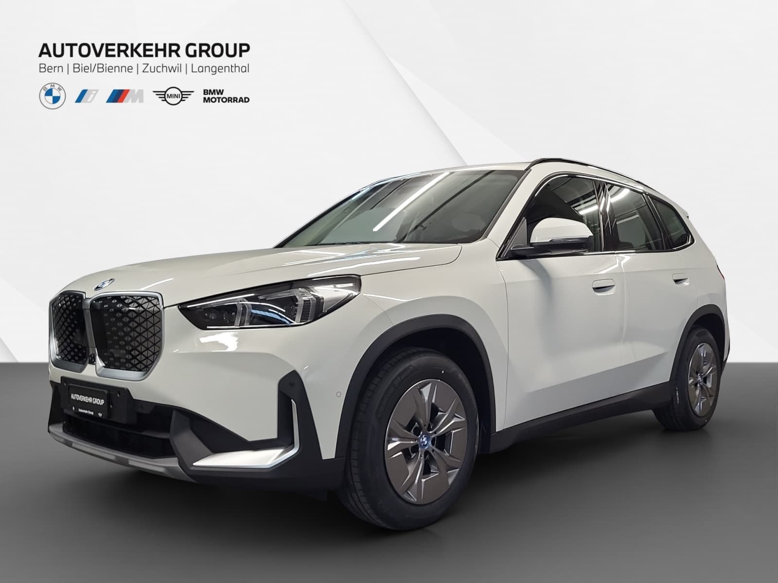 BMW iX1