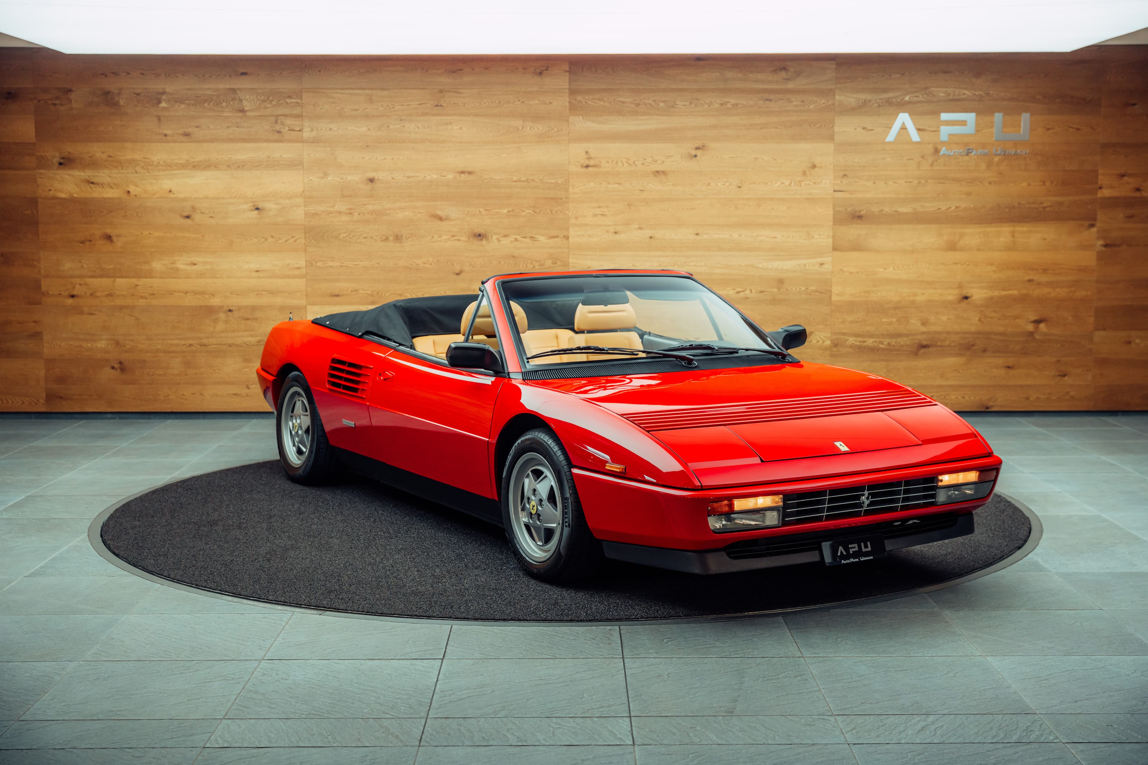 Ferrari Mondial