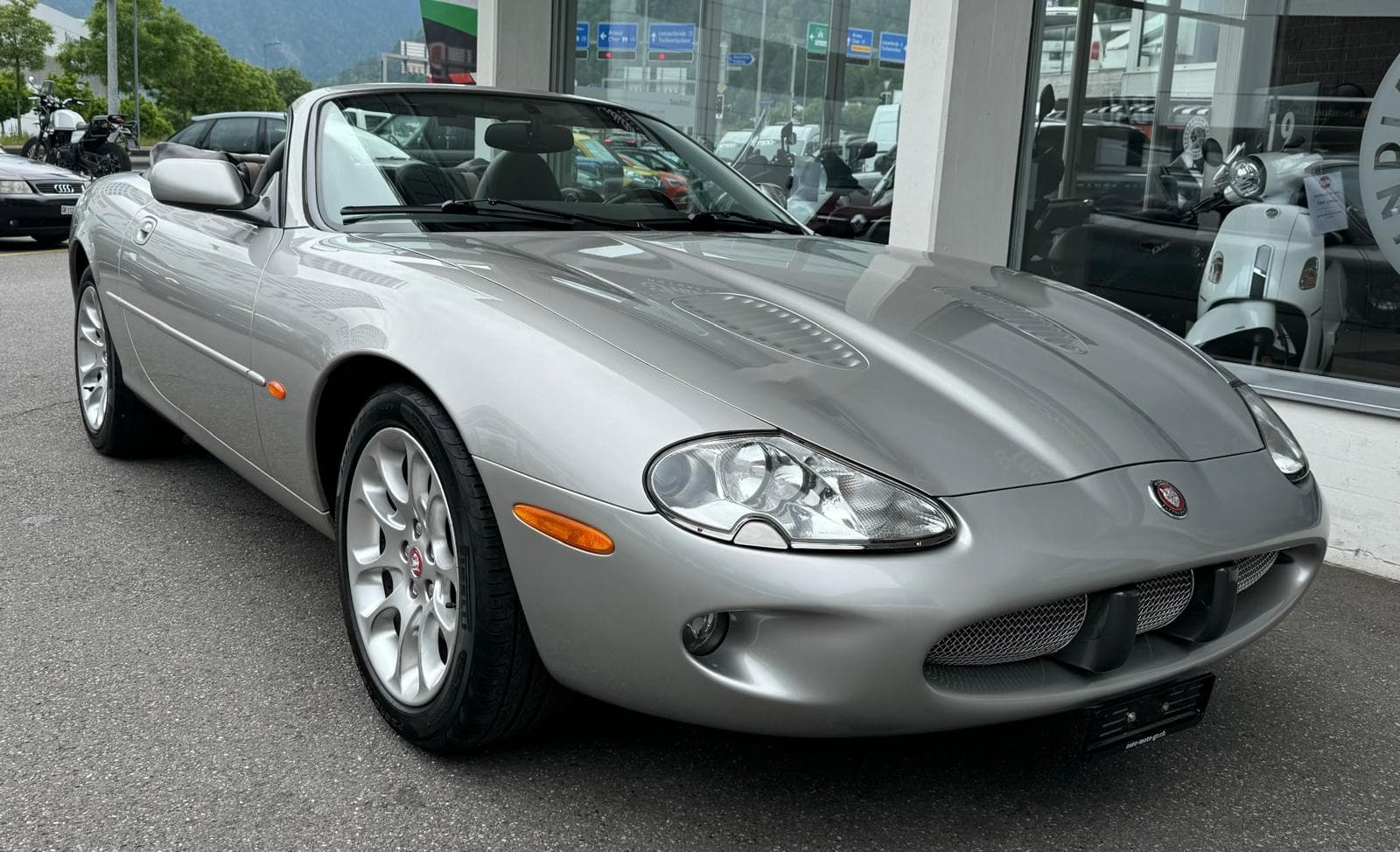 Jaguar XK