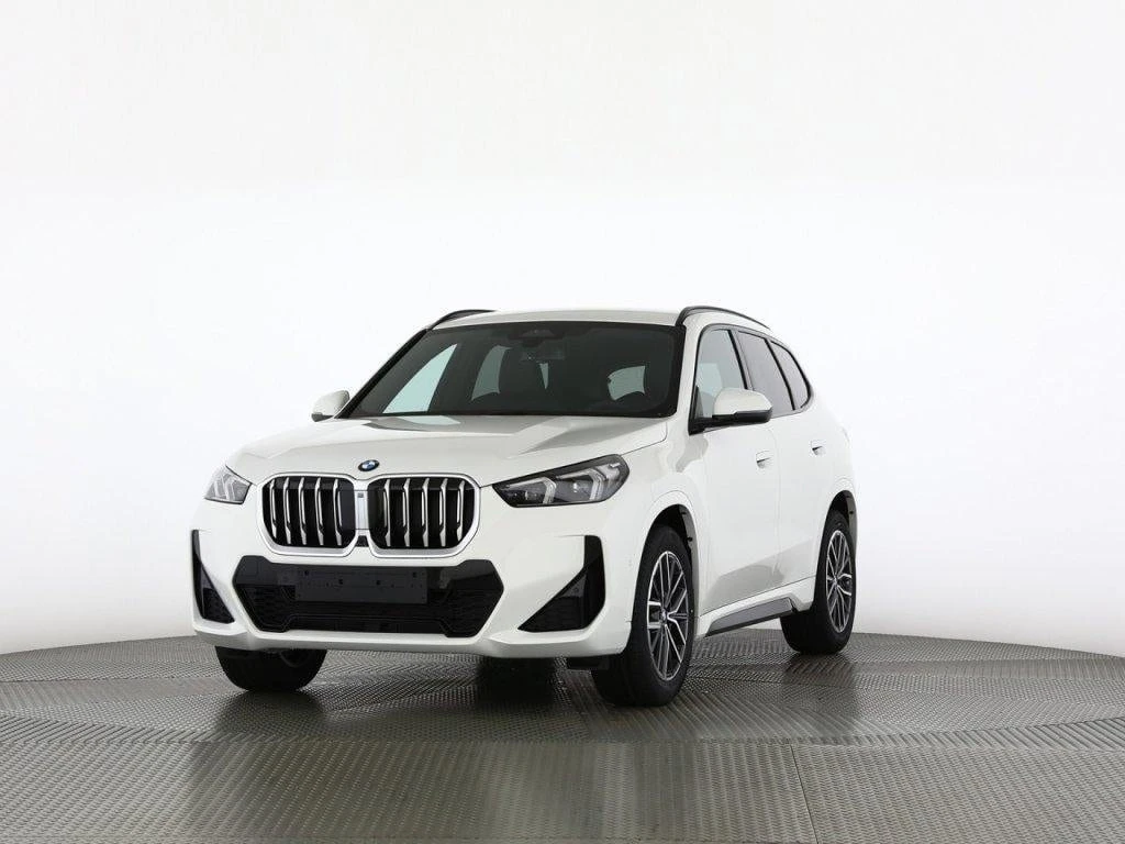BMW X1 18i sDrive paddles