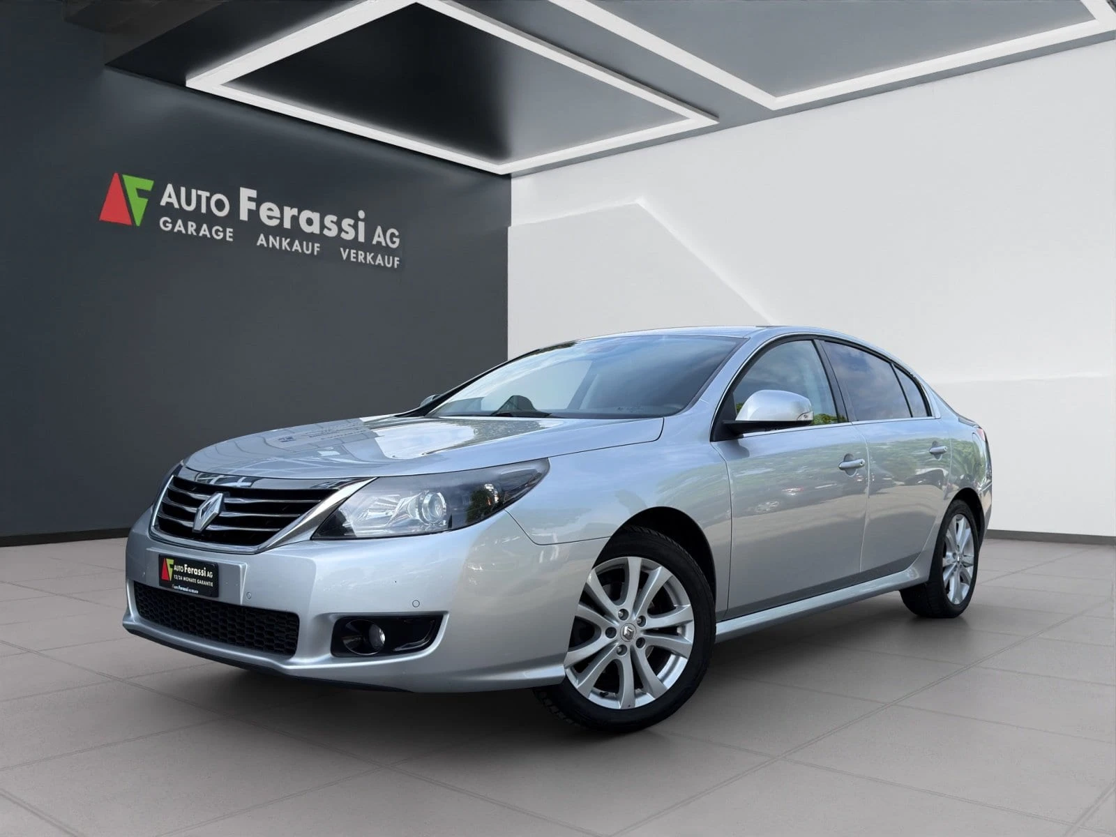 Renault Latitude