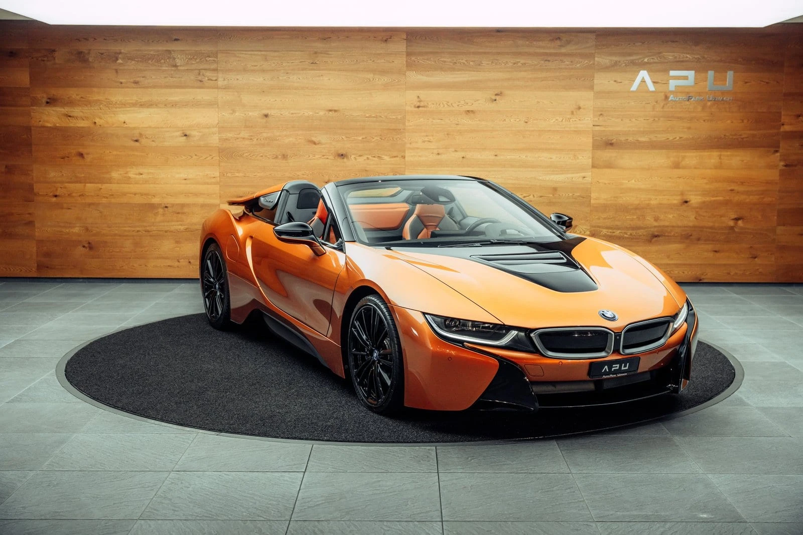 BMW i8