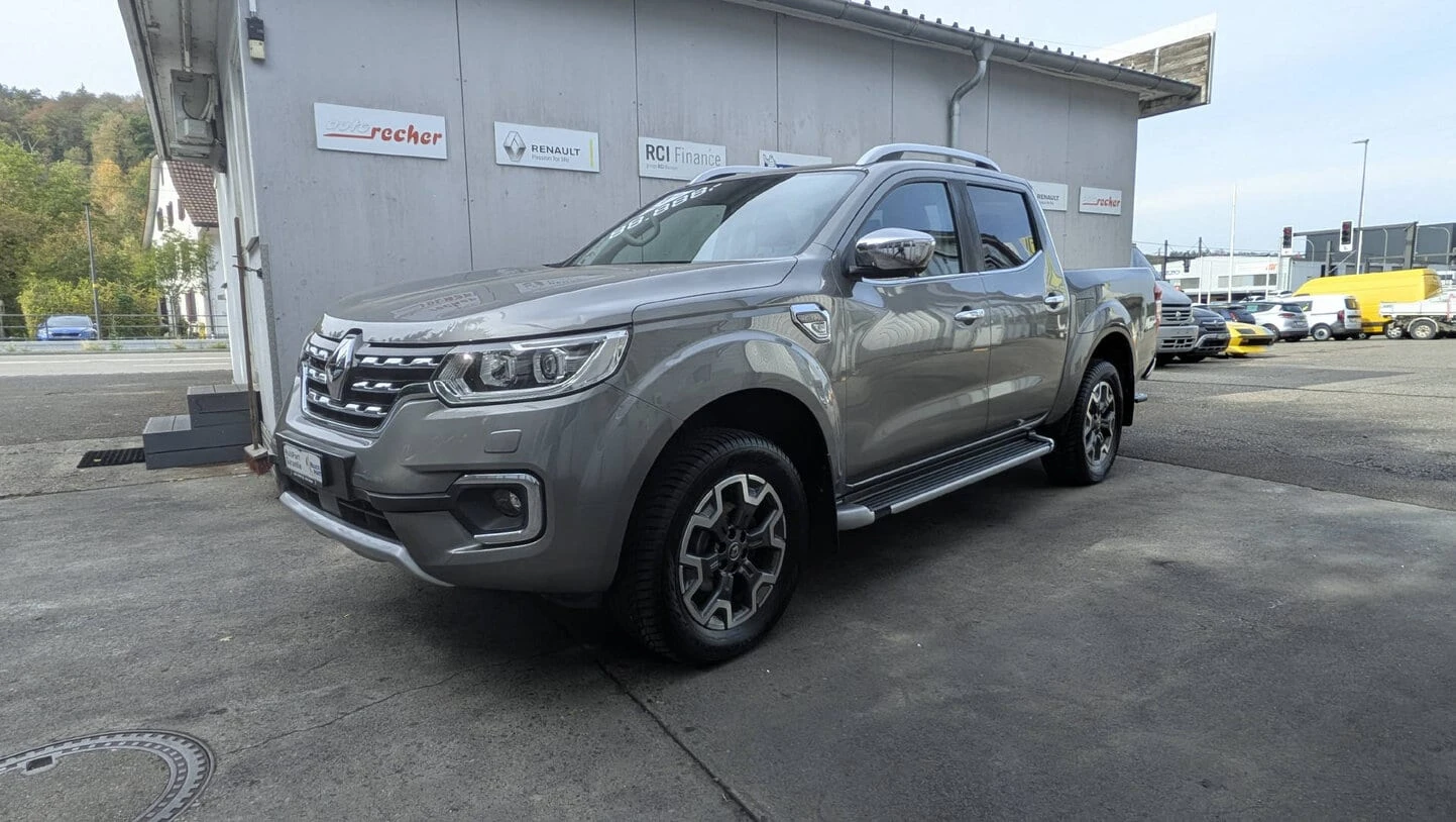 Renault Alaskan