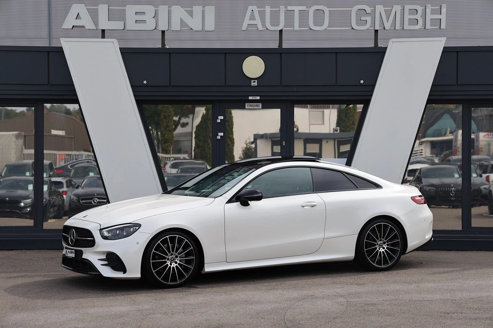 Mercedes-Benz E-Klasse E 220 d Coupé AMG Line 9G-Tronic *Diamantweis