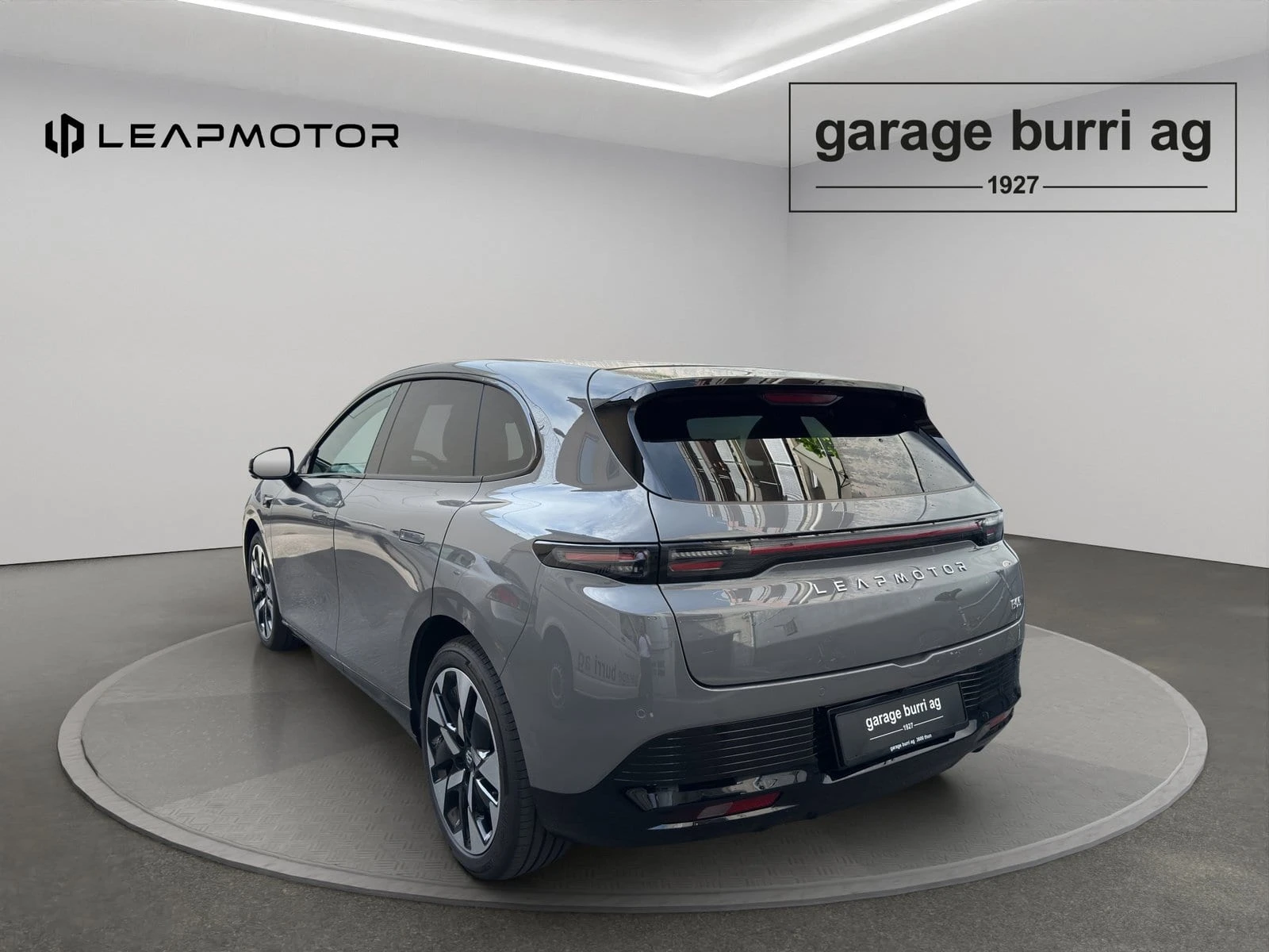 Leapmotor B05