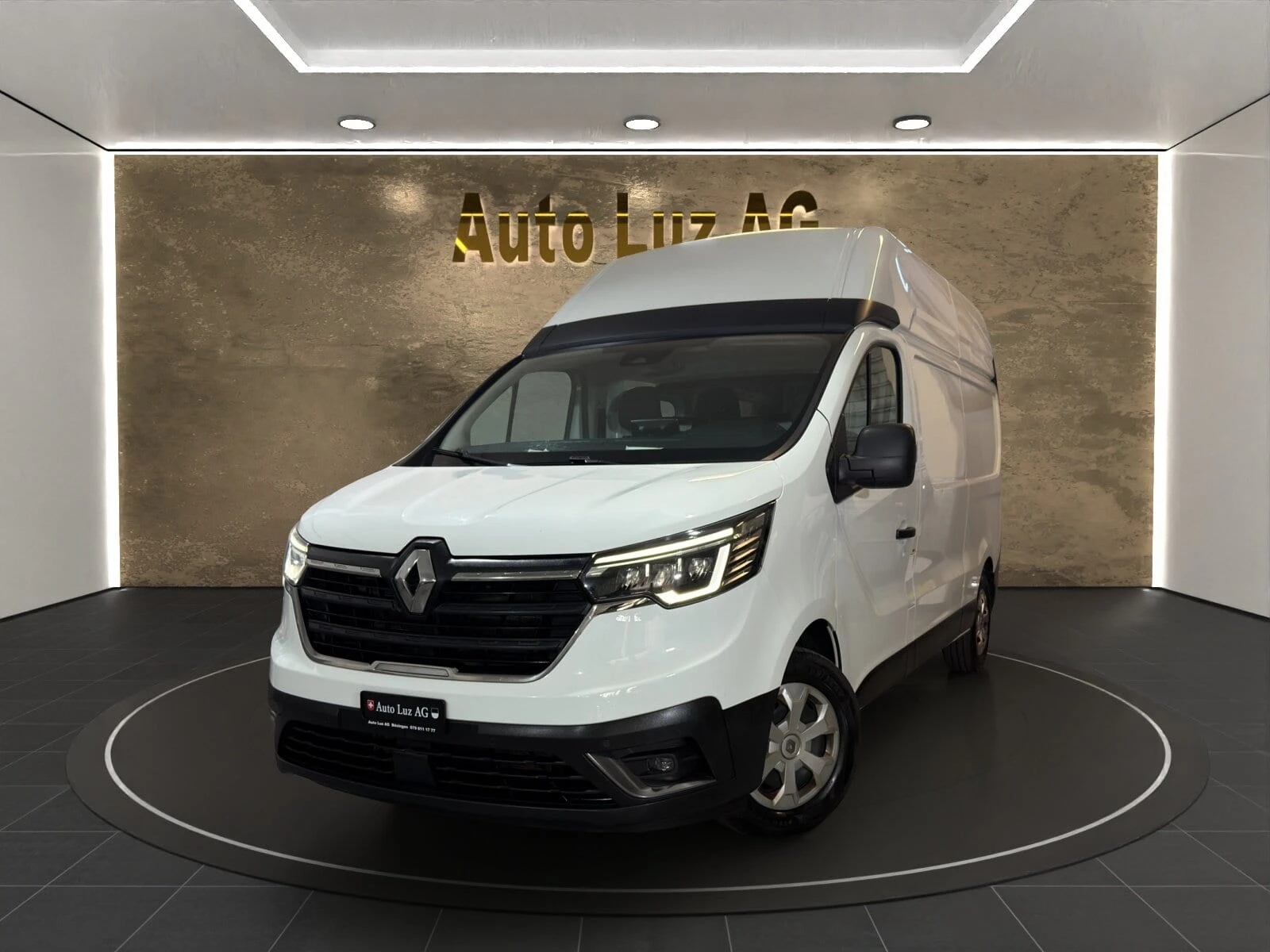 Renault Trafic 2.0 Blue dCi 150 Advance L2H2 EN