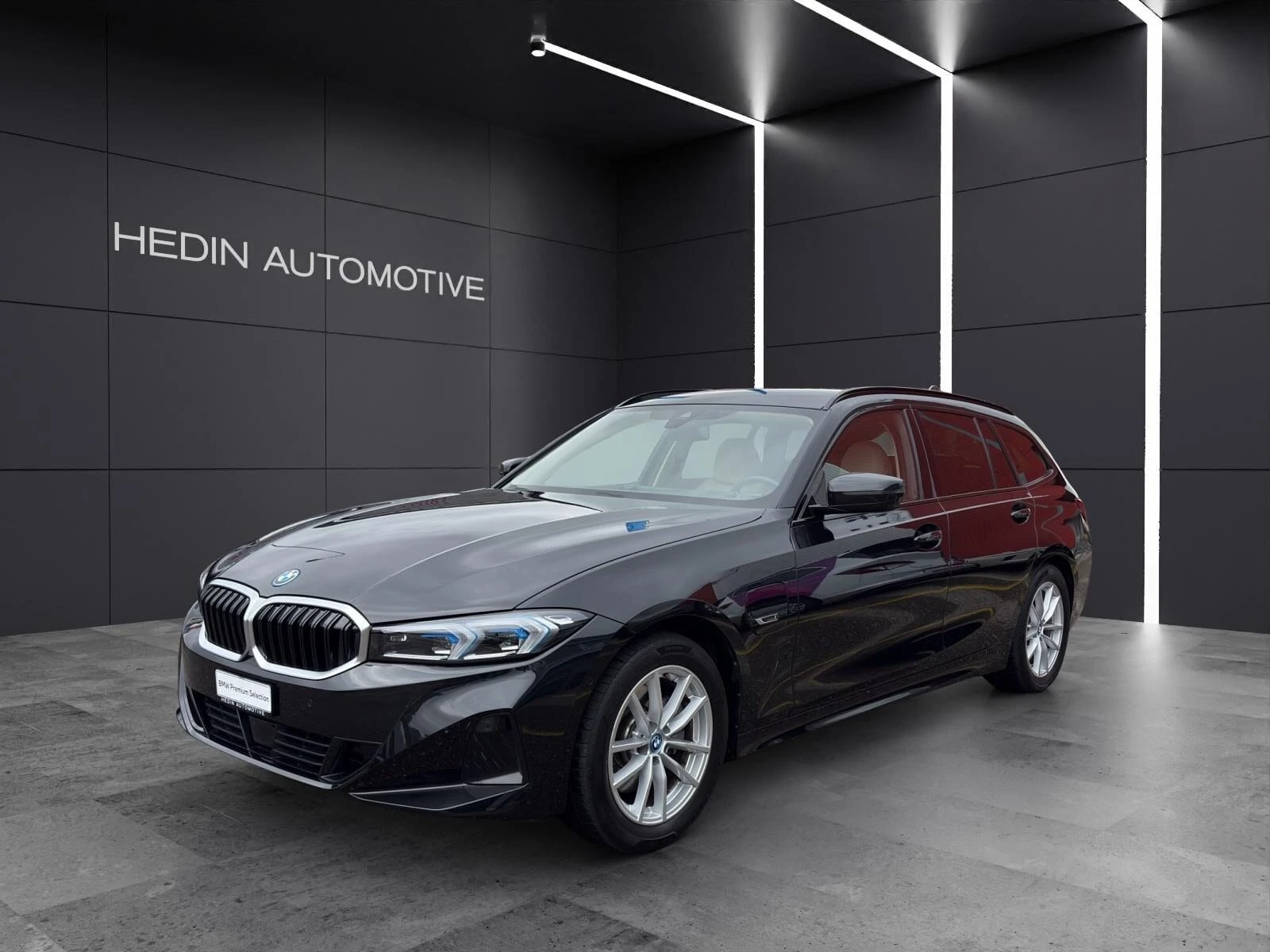 BMW 3er 320e xDrive Touring