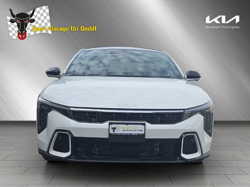 Kia K4