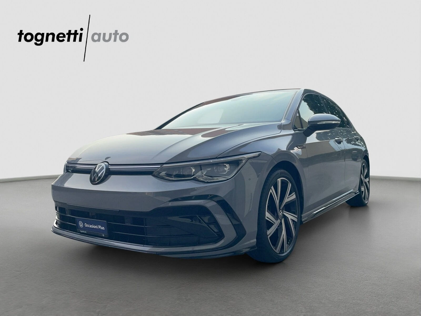 VW Golf R-Line