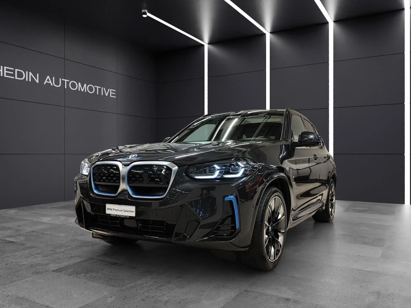 BMW iX3