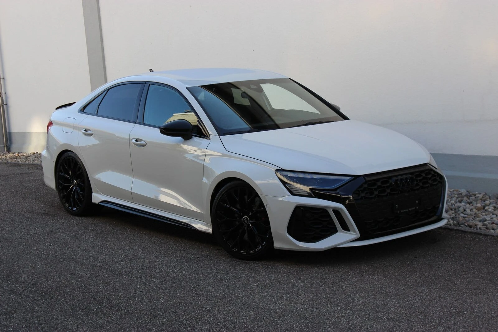 Audi S3 / RS3 Limousine 2.5 TSI quattro S-tronic 1.9-LEASINGAKTION