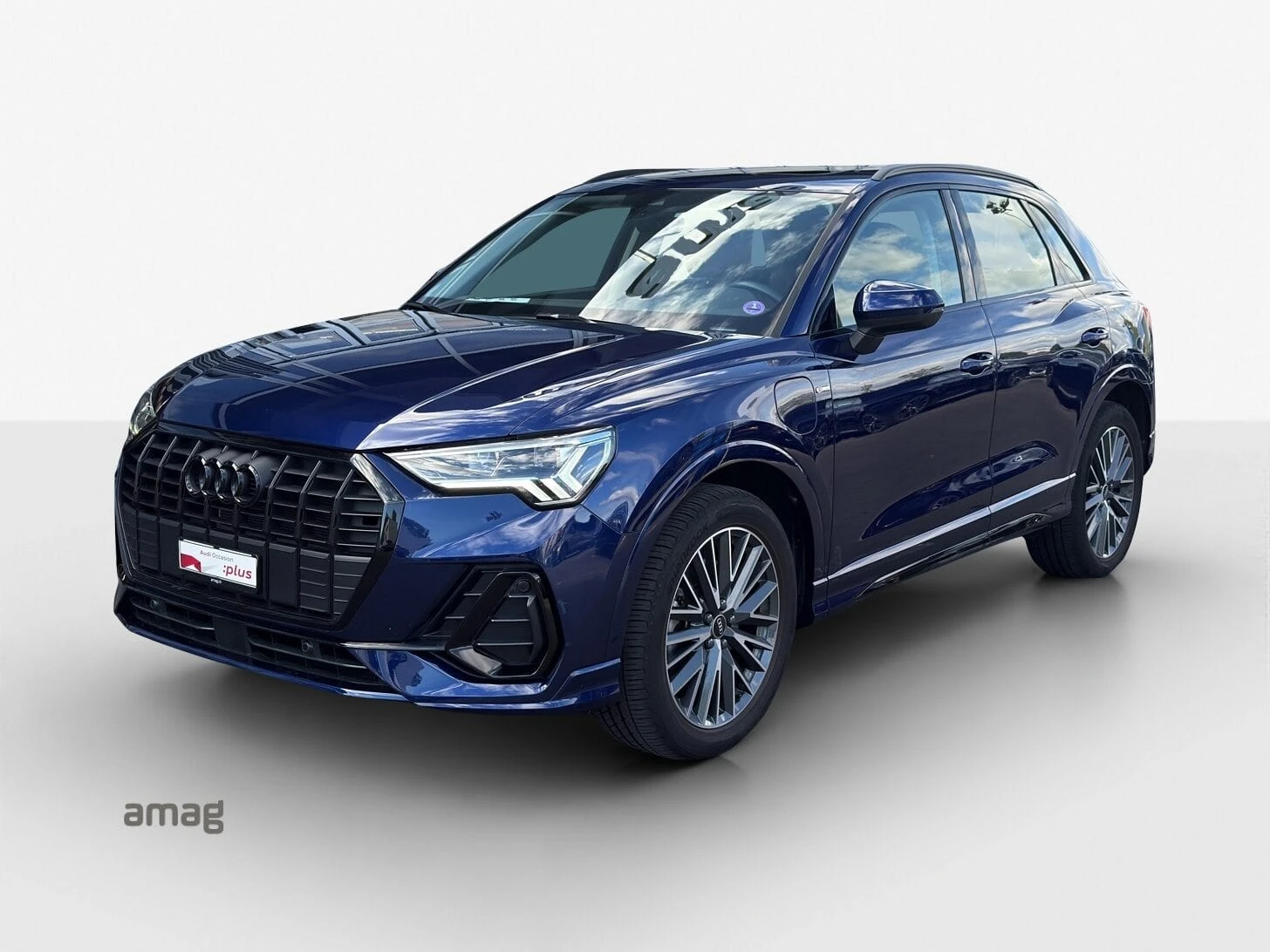 Audi Q3 45 TFSI e S line