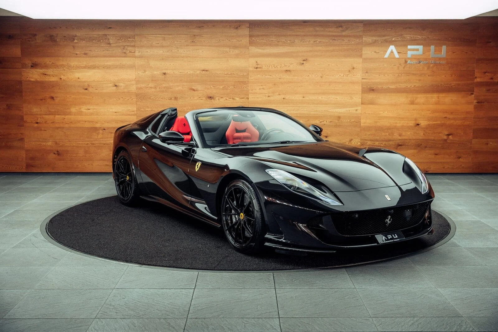 Ferrari 812