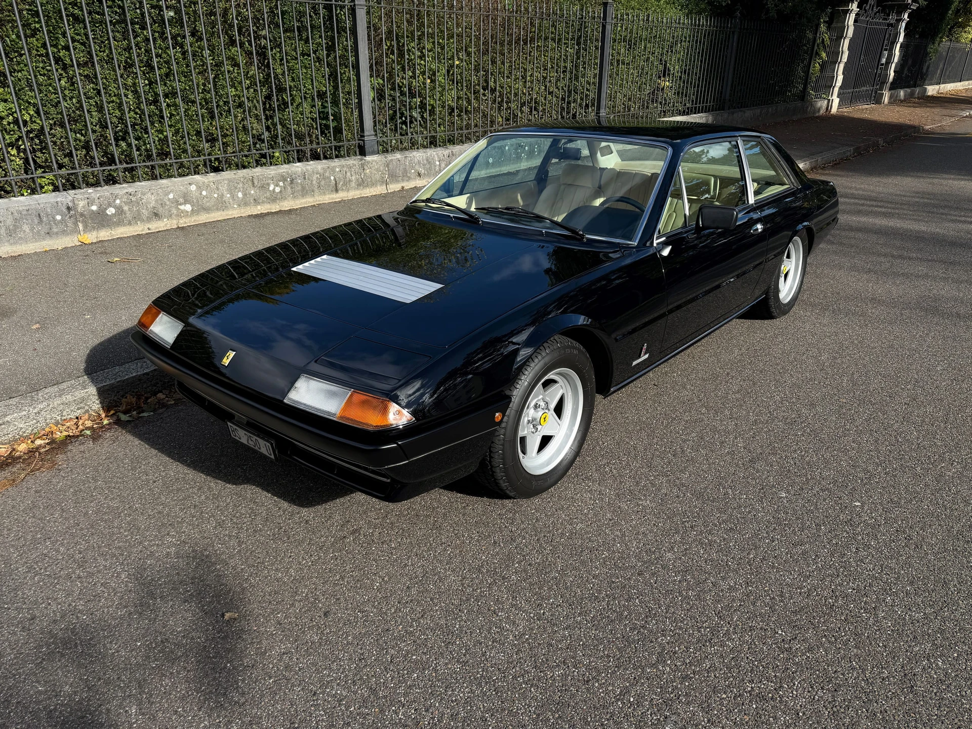 Ferrari 400