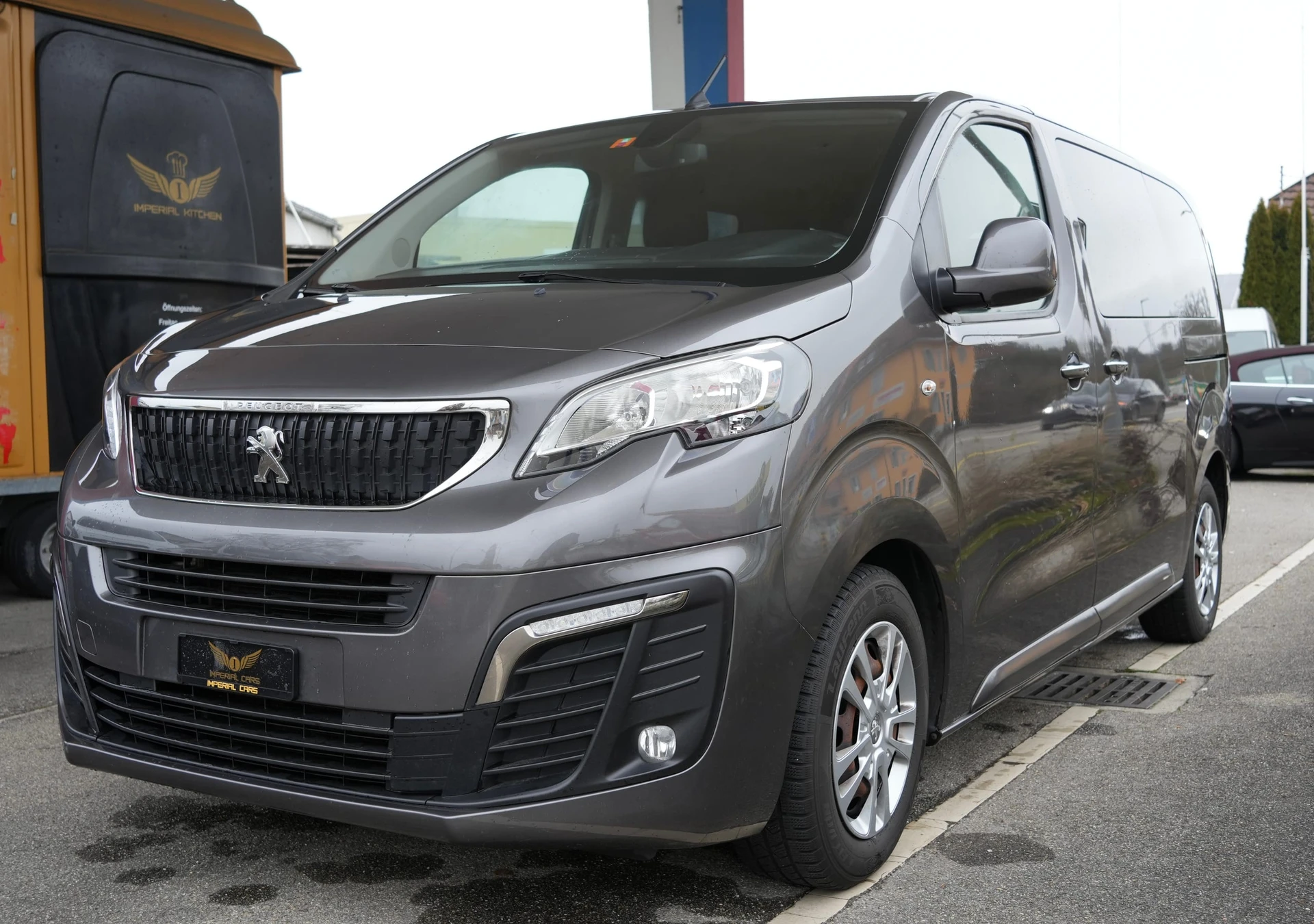 Peugeot Traveller