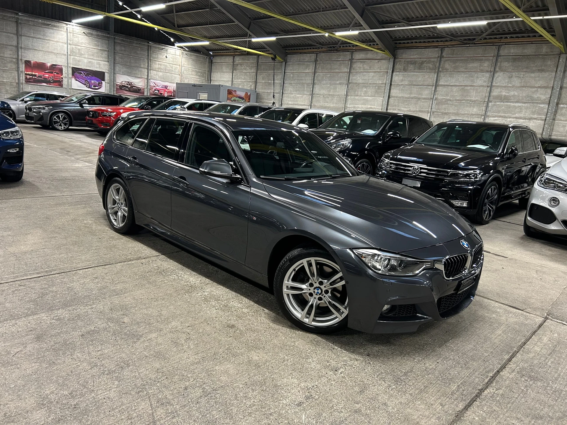BMW 3er 320d xDrive M Sportpaket Touring Steptronic