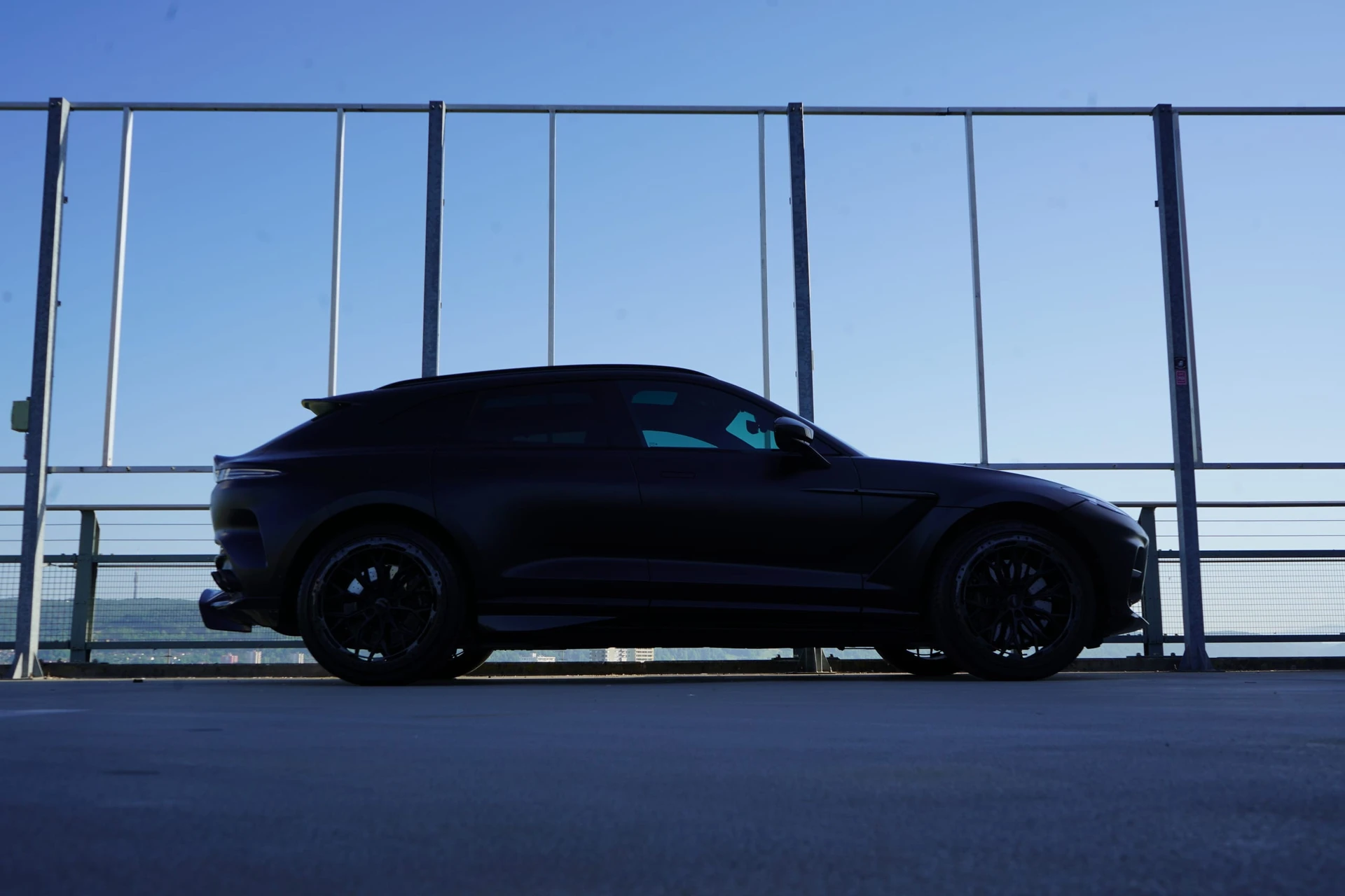 Aston Martin DBX 707 4.0 V8 BI-TURBO BLACK l 707 PS