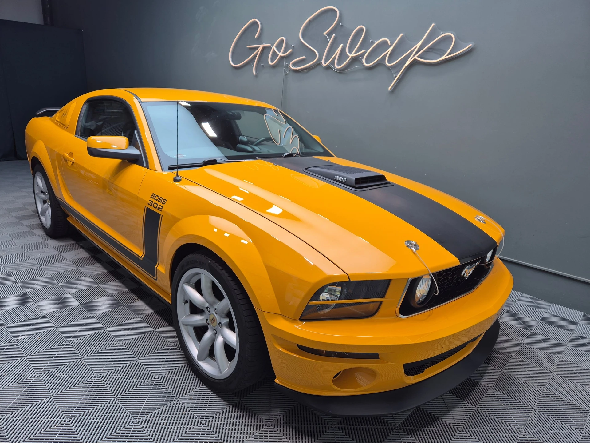 Ford Mustang Saleen - Parnelli Jones - Limited Edition - 406/500 units