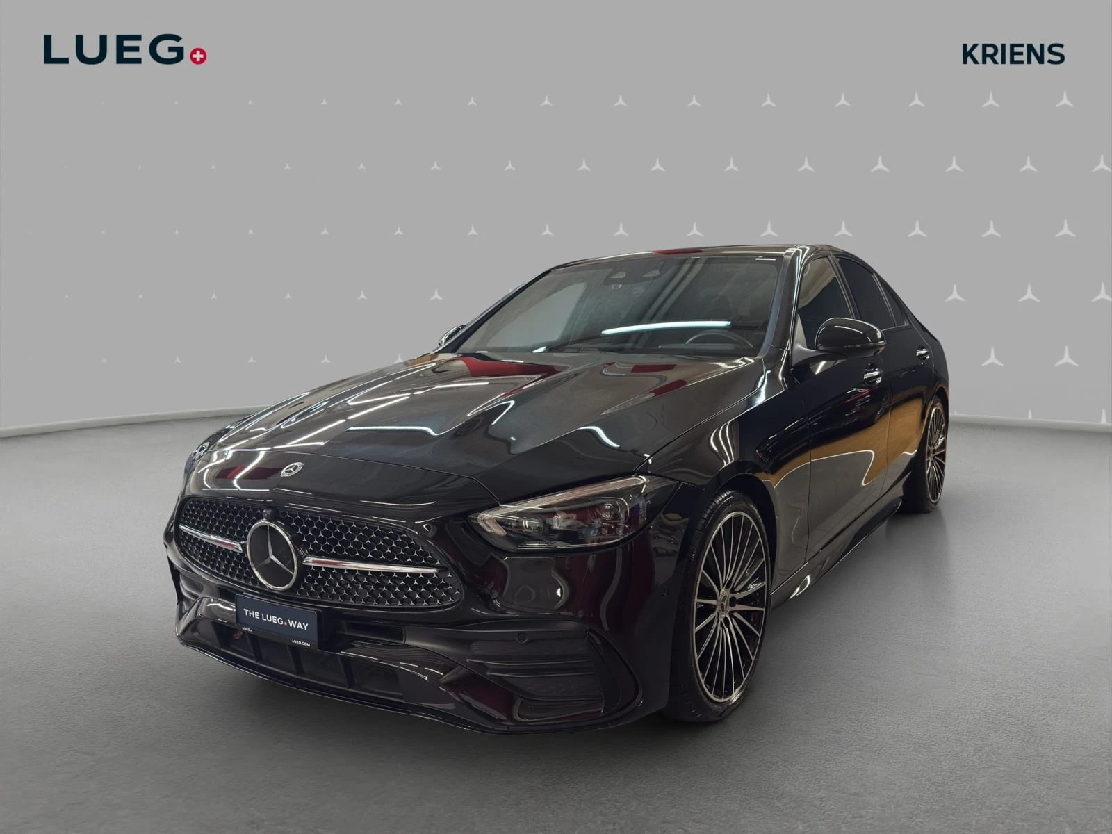 Mercedes-Benz C-Klasse C 300 4M - AMG / DISTRONIC / 360 Grad Kamera / Panorama-Dach