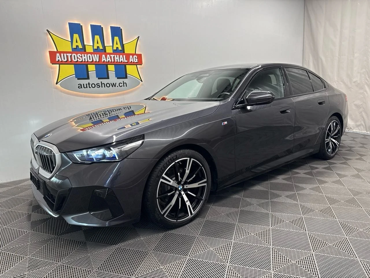 BMW 5er 520d xDrive 48V M Sport Steptronic