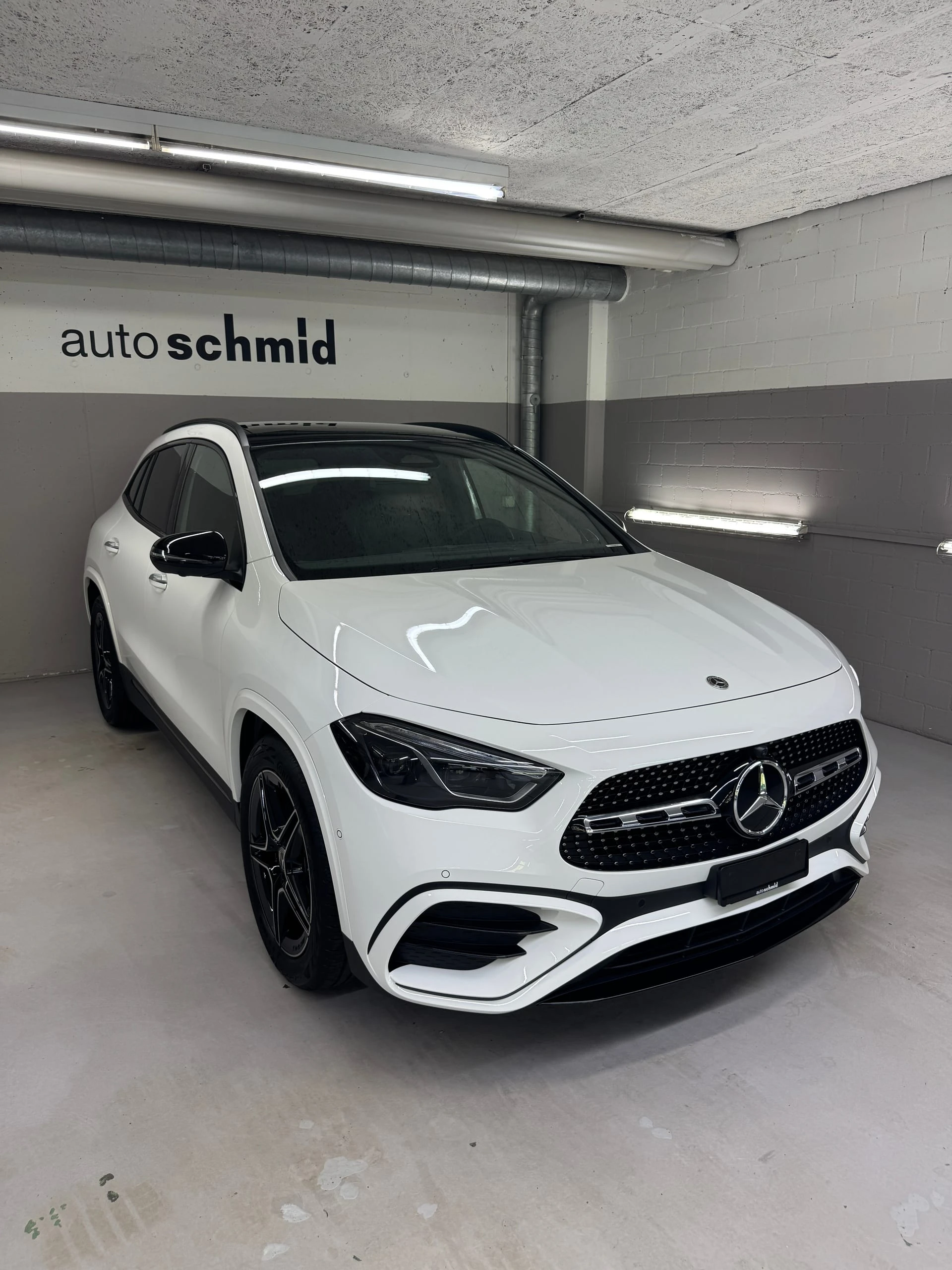 Mercedes-Benz GLA-Klasse GLA 250 4MATIC Swiss Star