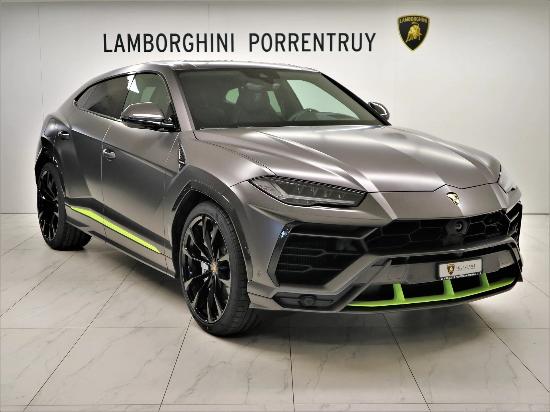Lamborghini Urus E-Gear Graphite Capsule design