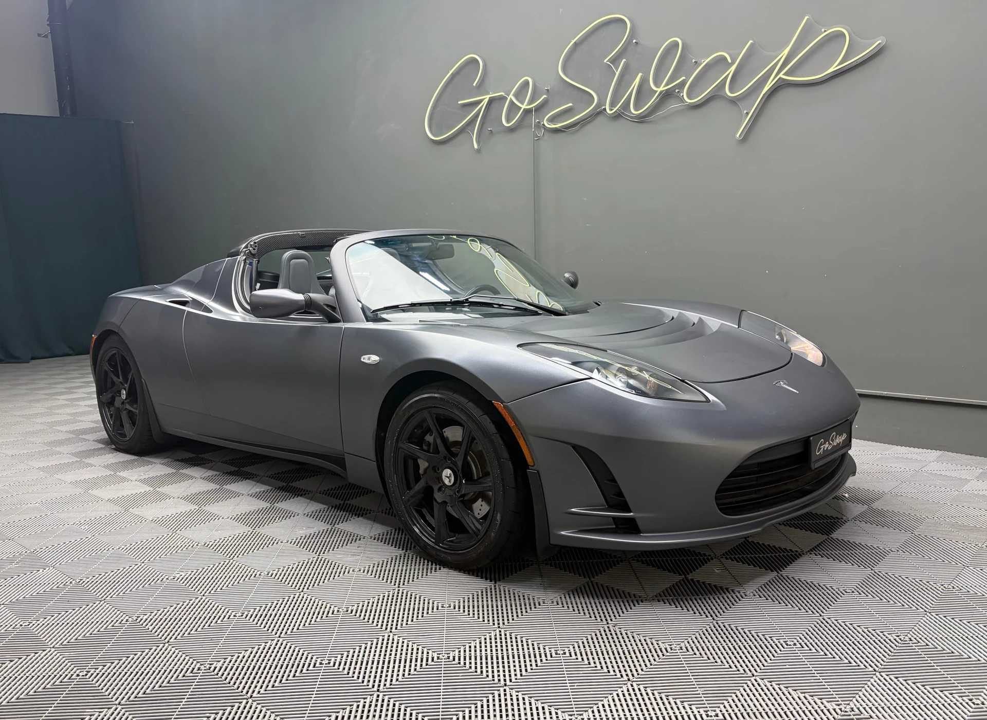 Tesla Roadster