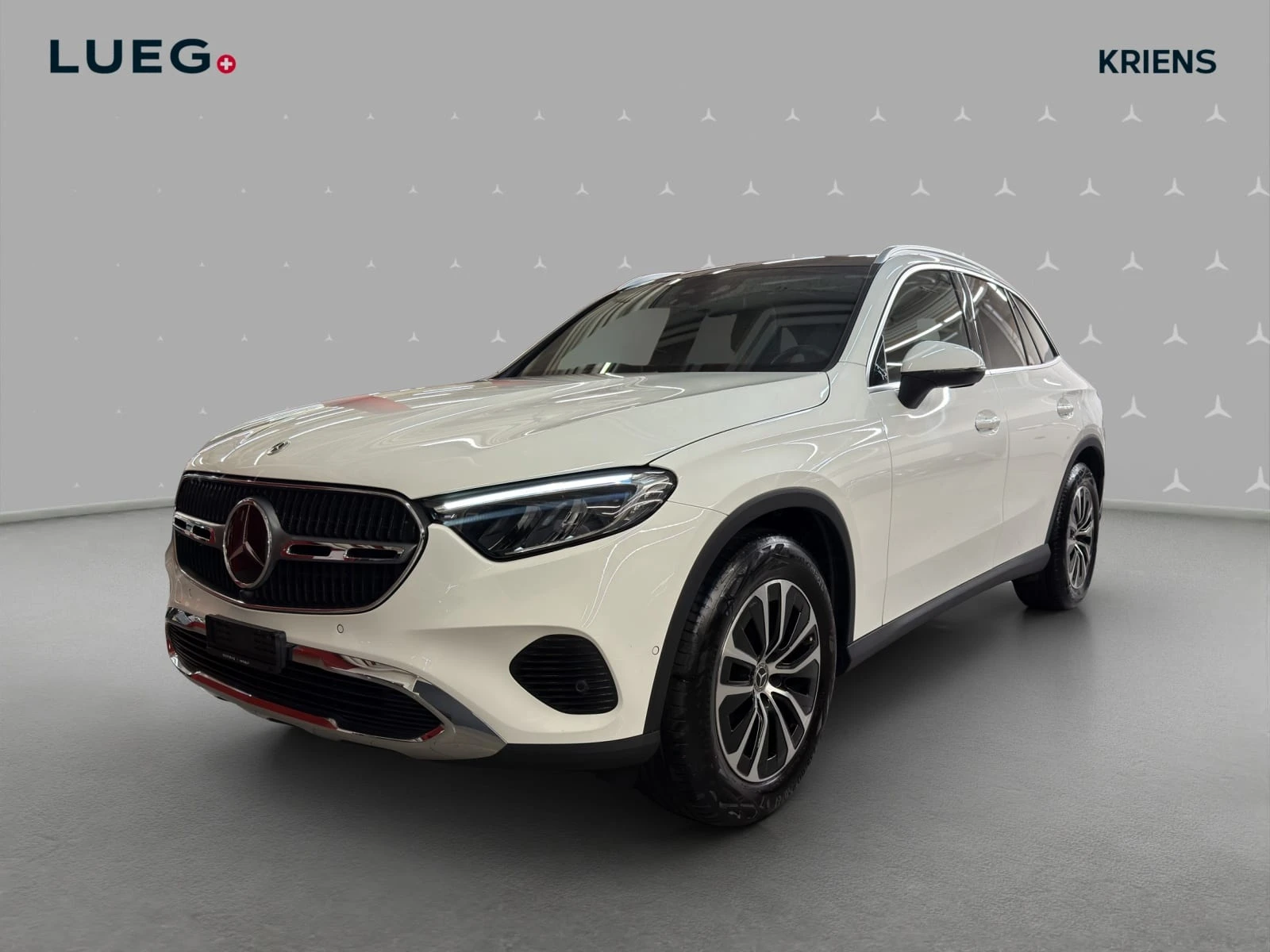 Mercedes-Benz GLC-Klasse GLC 200 4M - Avantgarde / DISTRONIC / Rückfahrkamera / Panorama-Dach