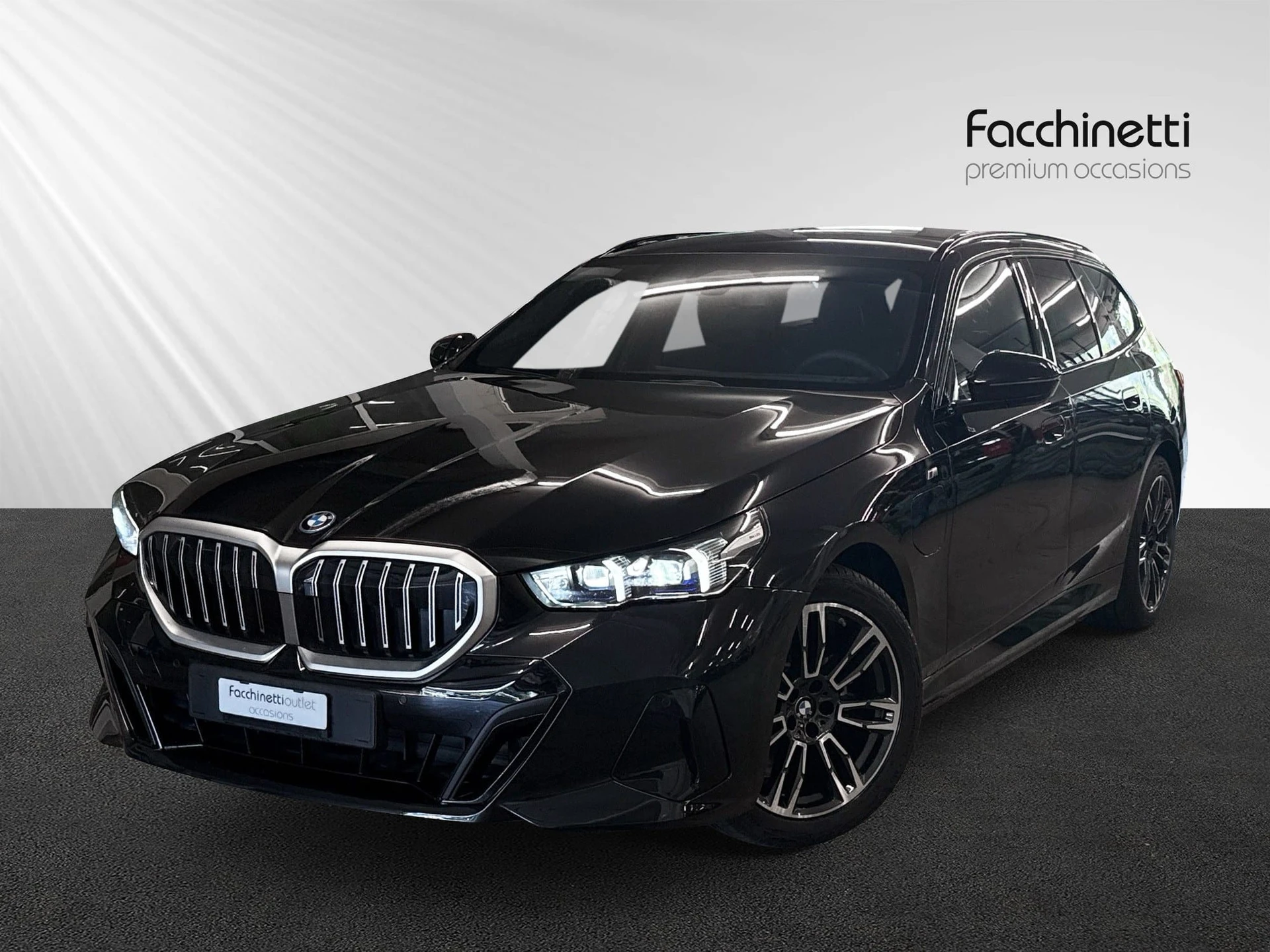 BMW 5er 530e xDrive Touring M Sport Steptronic