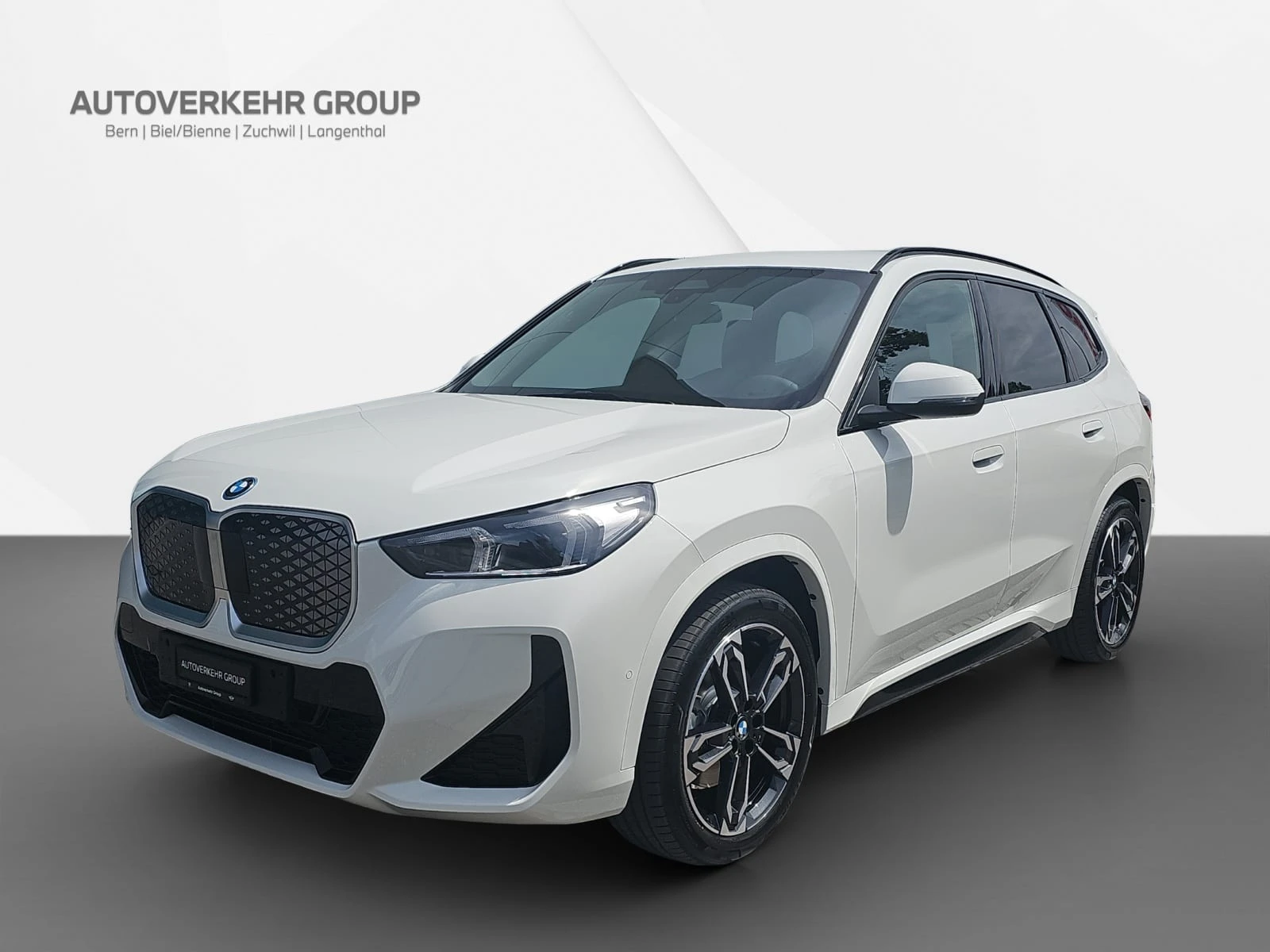 BMW iX1