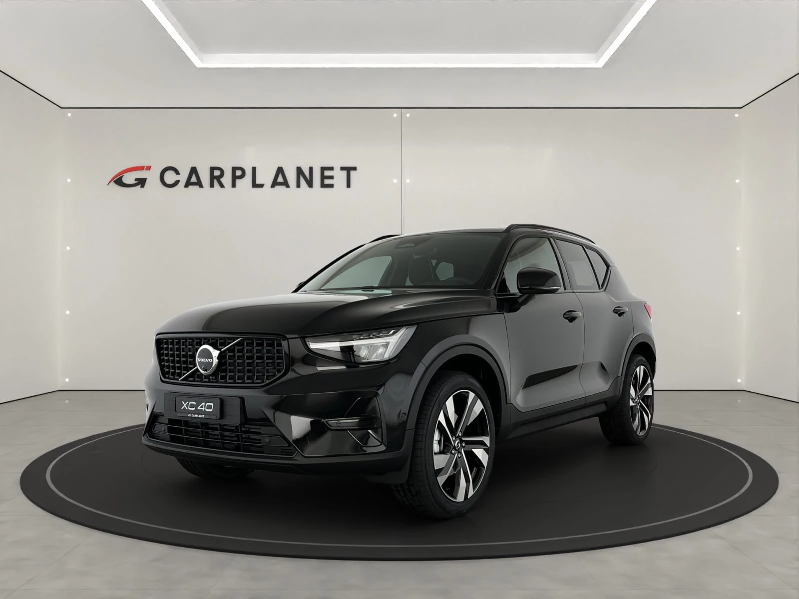 Volvo XC40 2.0 B3 MH Plus Dark