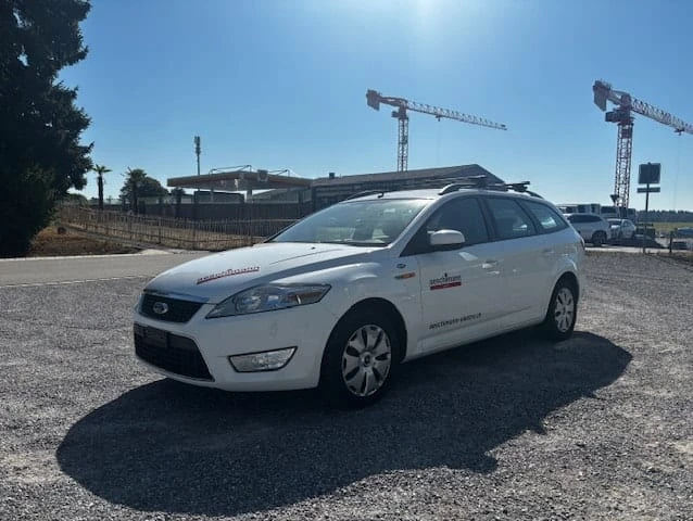 Ford Mondeo 2.0i 16V Carving