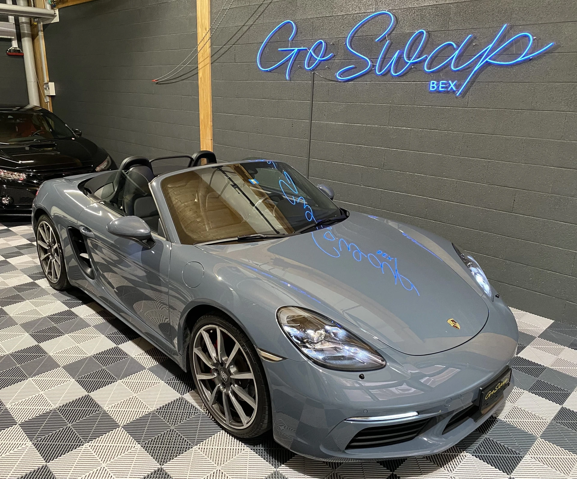Porsche 718