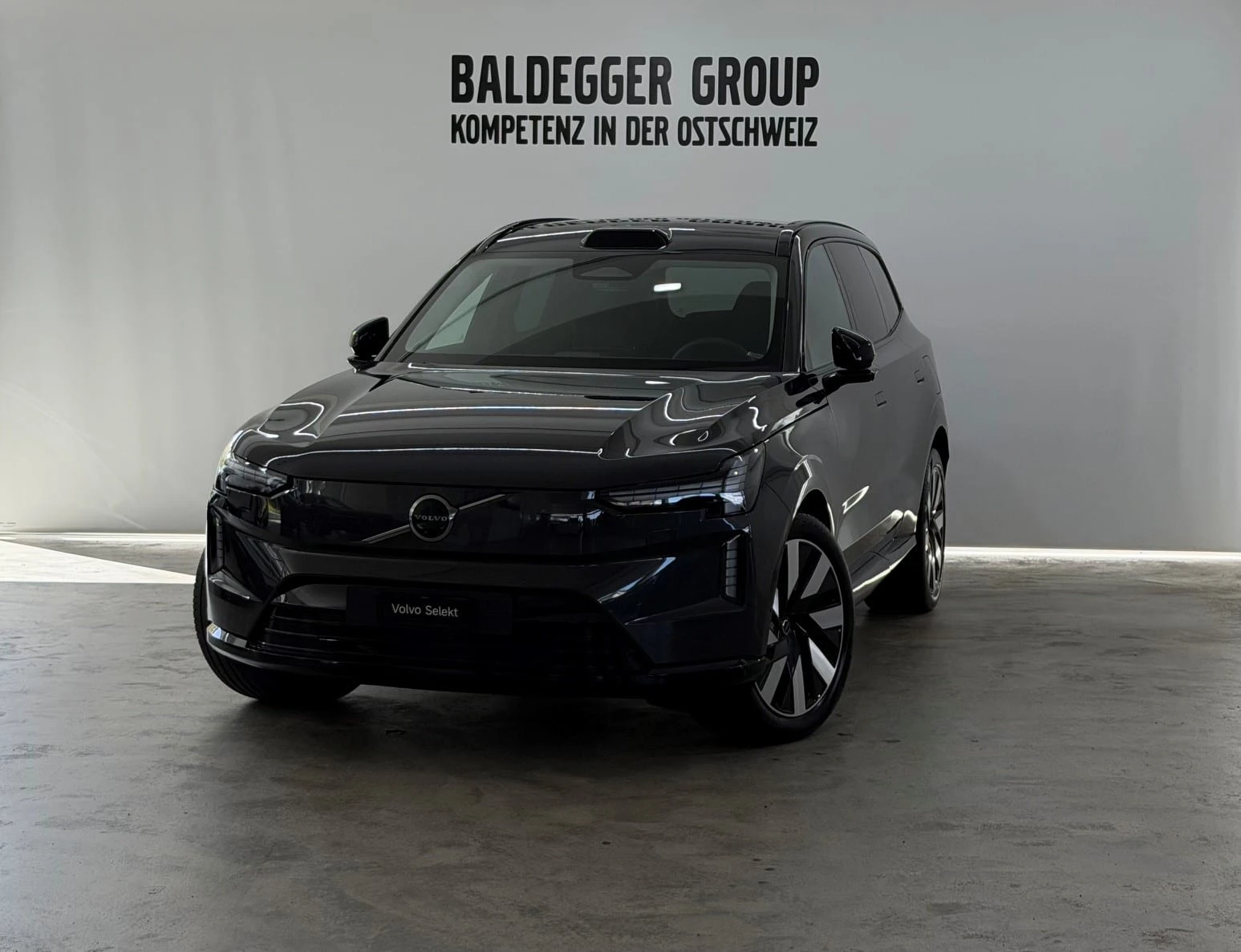 Volvo EX90