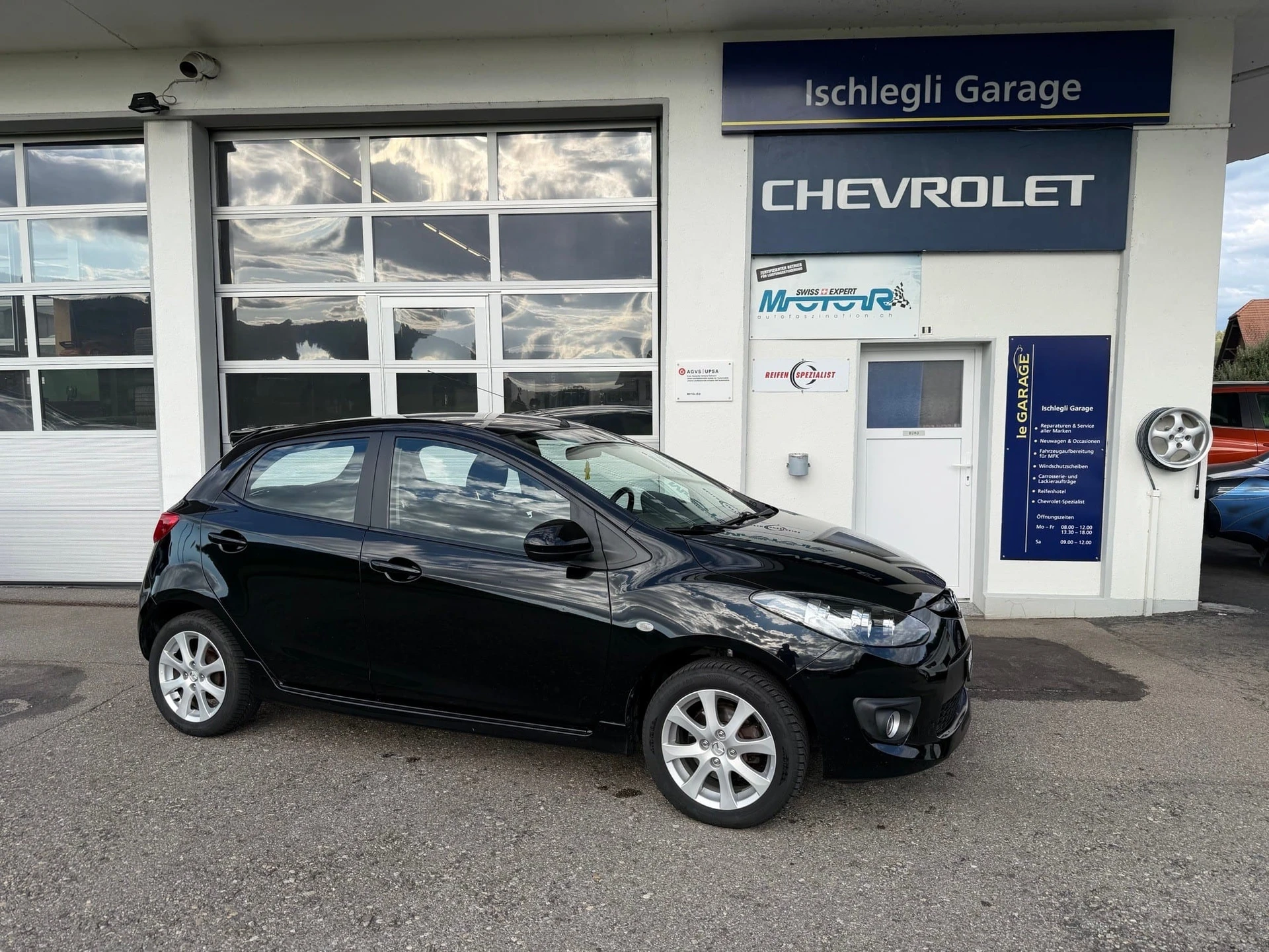 Mazda 2