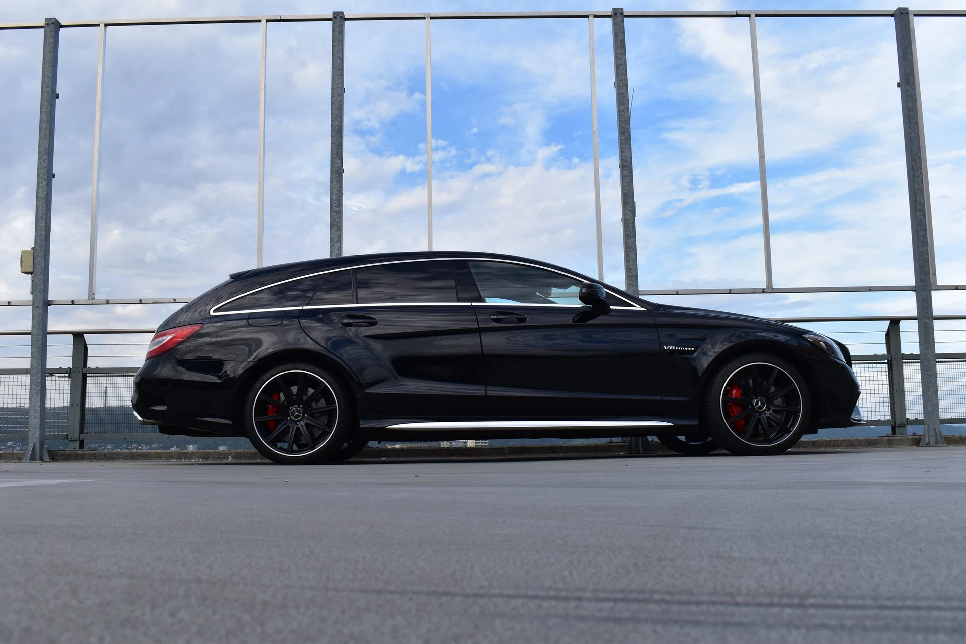 Mercedes-Benz CLS SHOOTING BRAKE 63 AMG S 4MATIC SPEEDSHIFT MCT l 585 PS