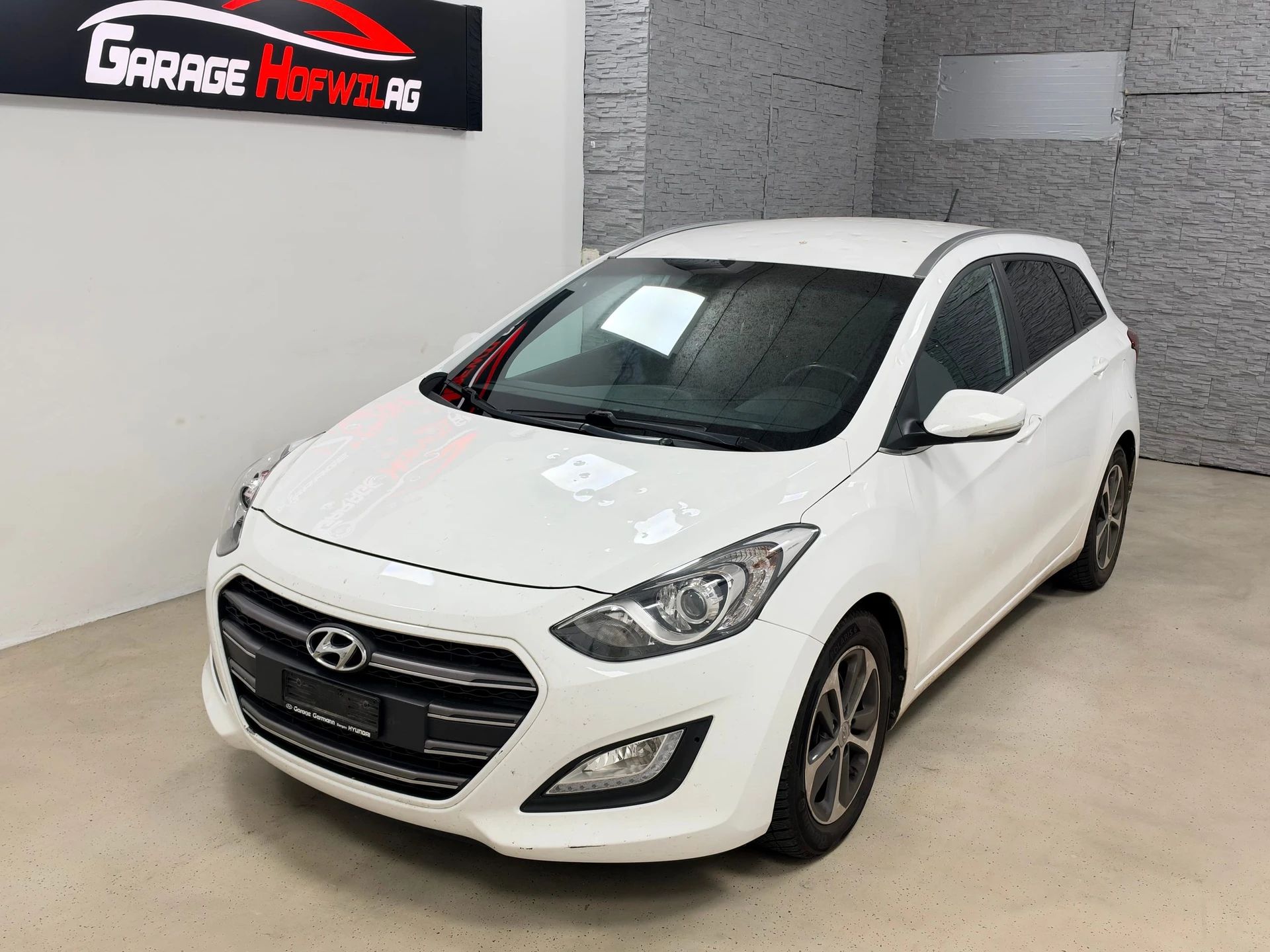 Hyundai i30 Wagon 1.6 CRDi Vertex Automatic DCT