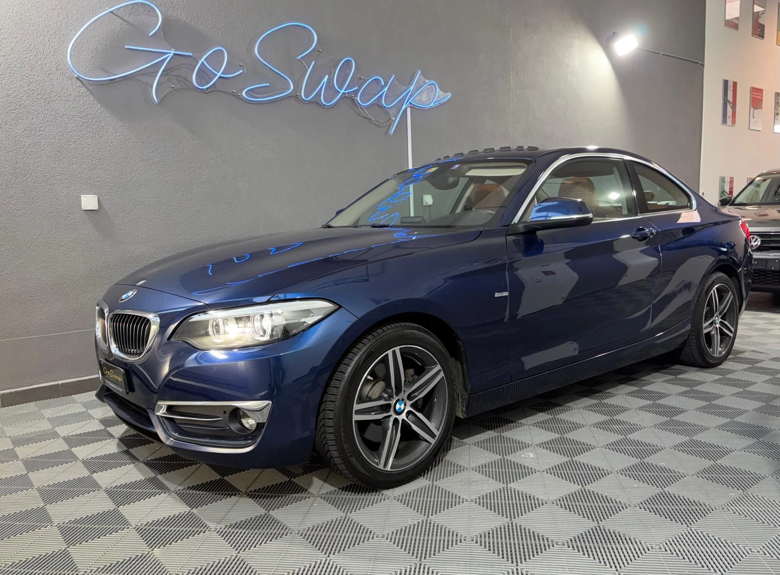 BMW 2er 220i Luxury Line Steptronic - Toit ouvrant